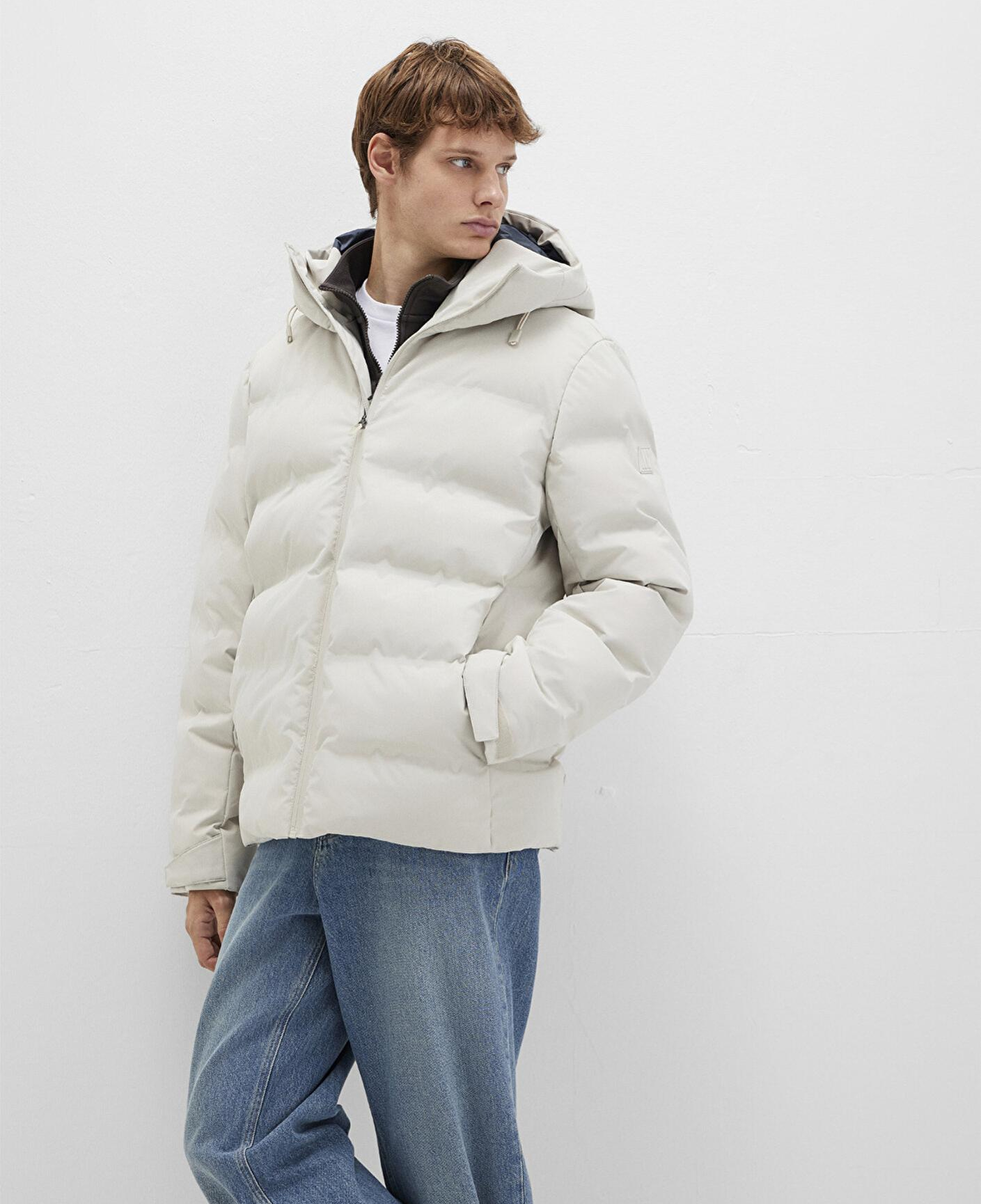 Mavi Su İtici Kapüşonlu Ekru Şişme Mont 0110313-70144