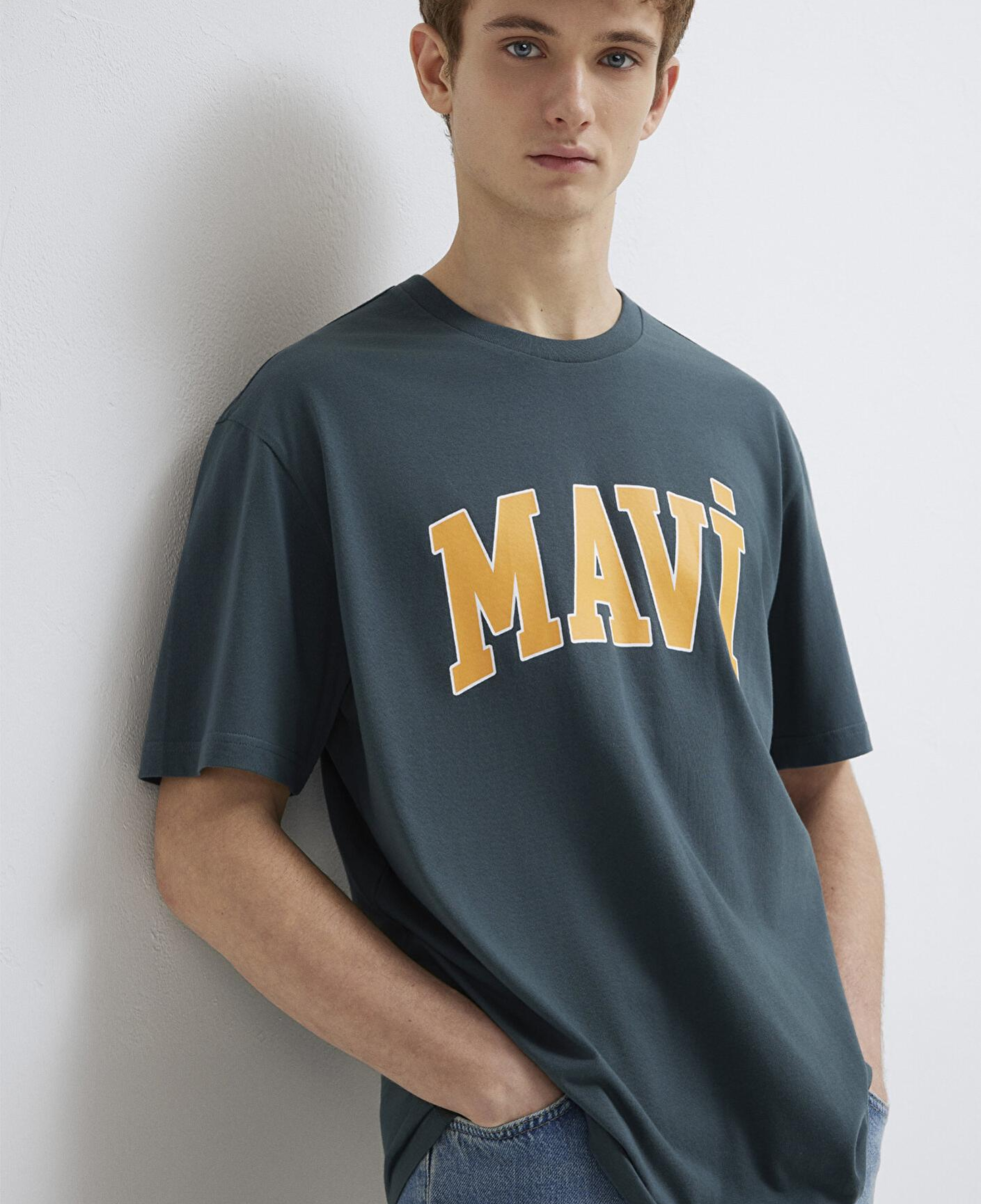 Mavi Mavi Logo Baskılı Yeşil Tişört Loose Fit / Bol Rahat Kesim 0611711-71598