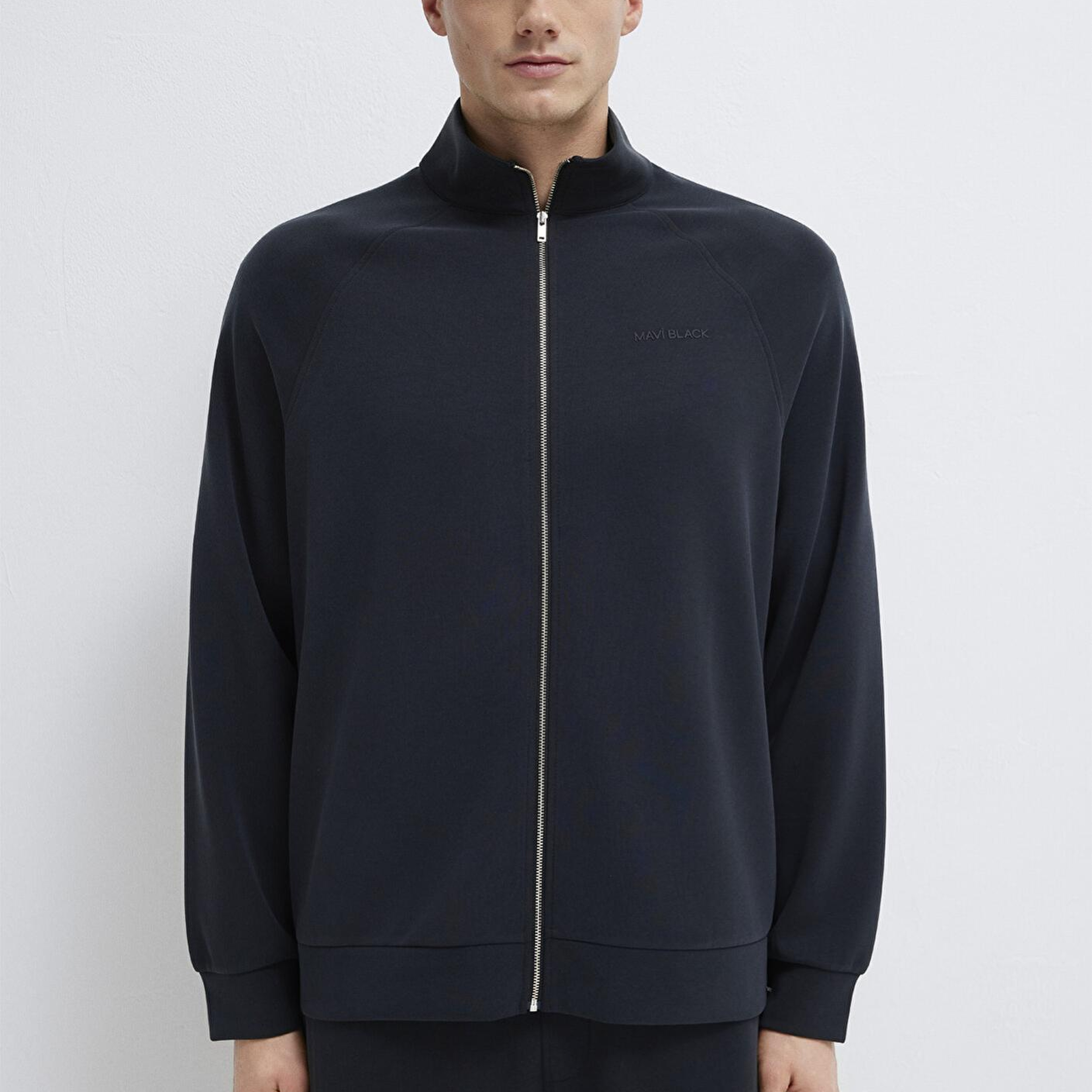 Mavi Fermuarlı Siyah Sweatshirt 0S10328-71379