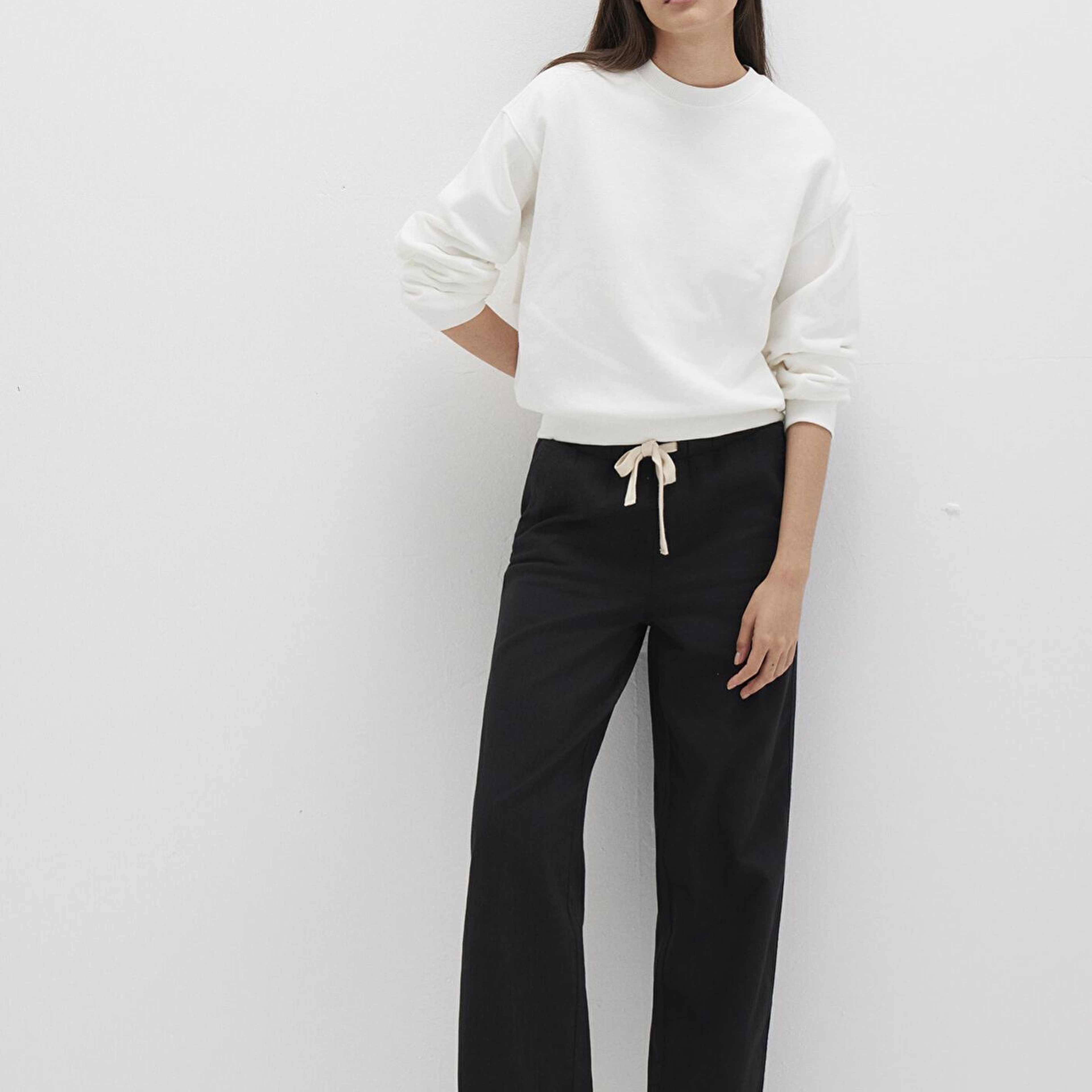 Mavi Beli Bağcıklı Siyah  Pantolon 1010945-900