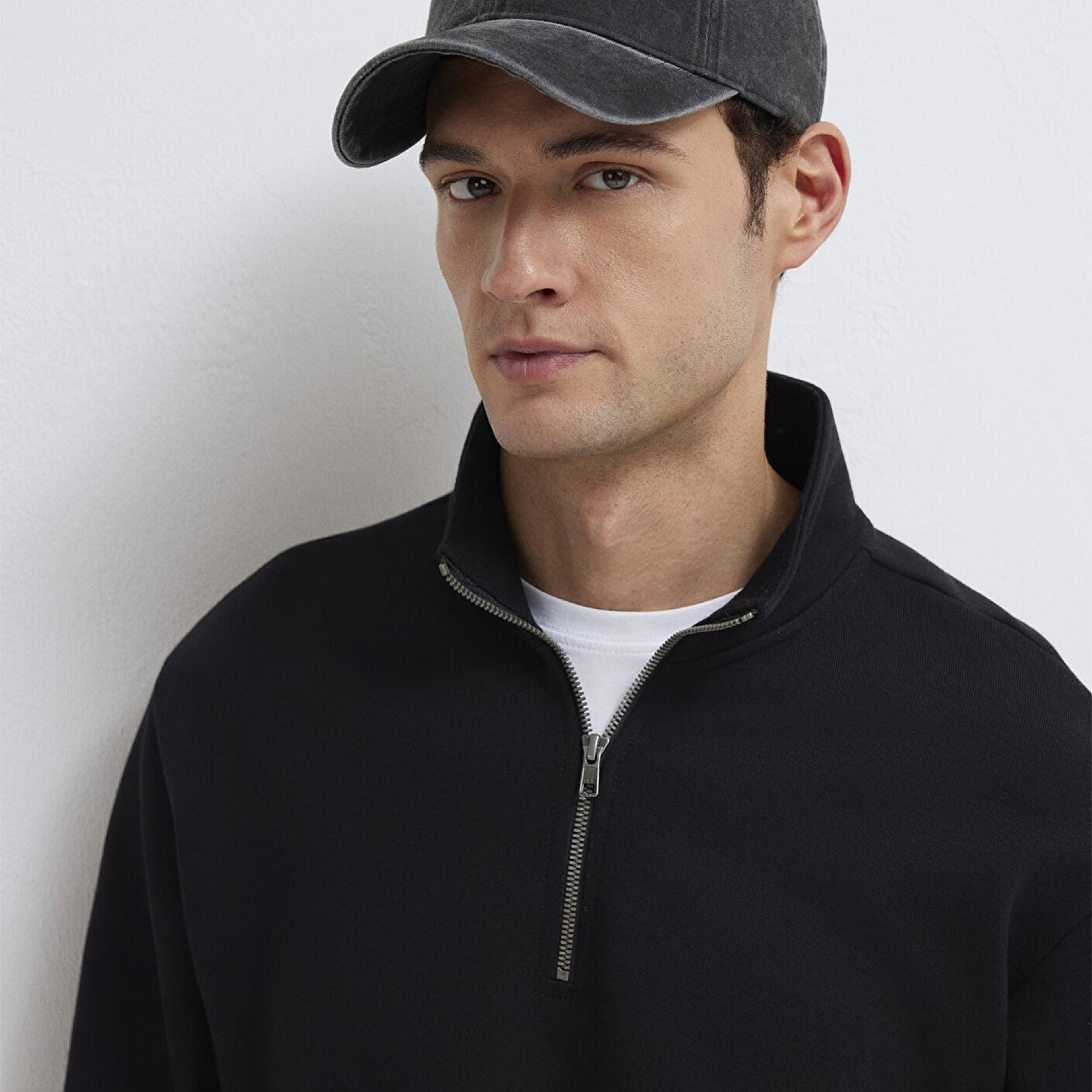 Mavi İşlemeli Antrasit Şapka 0911886-34314