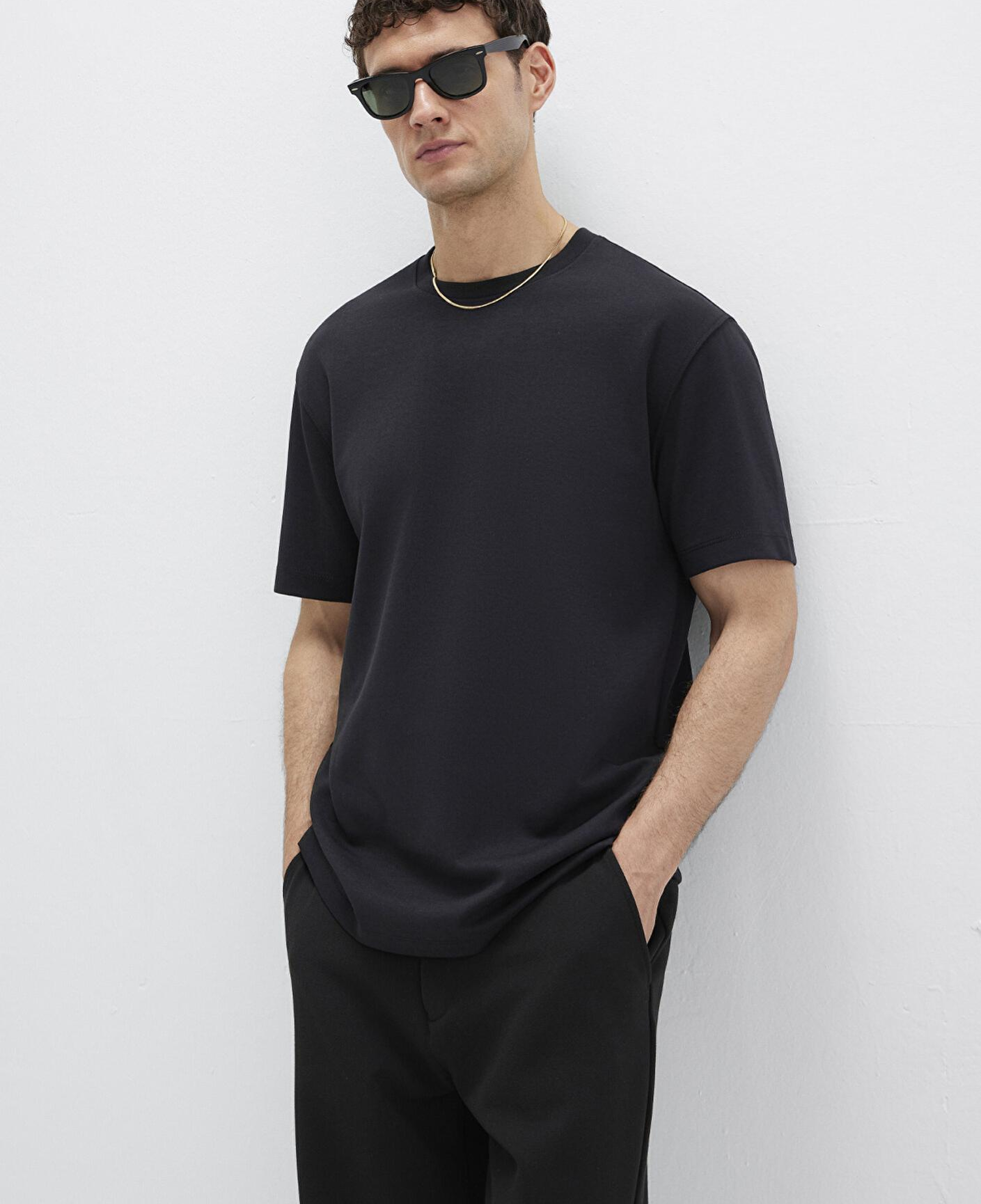 Mavi Mavi Black Siyah Basic Tişört Loose Fit / Bol Rahat Kesim 0612731-900