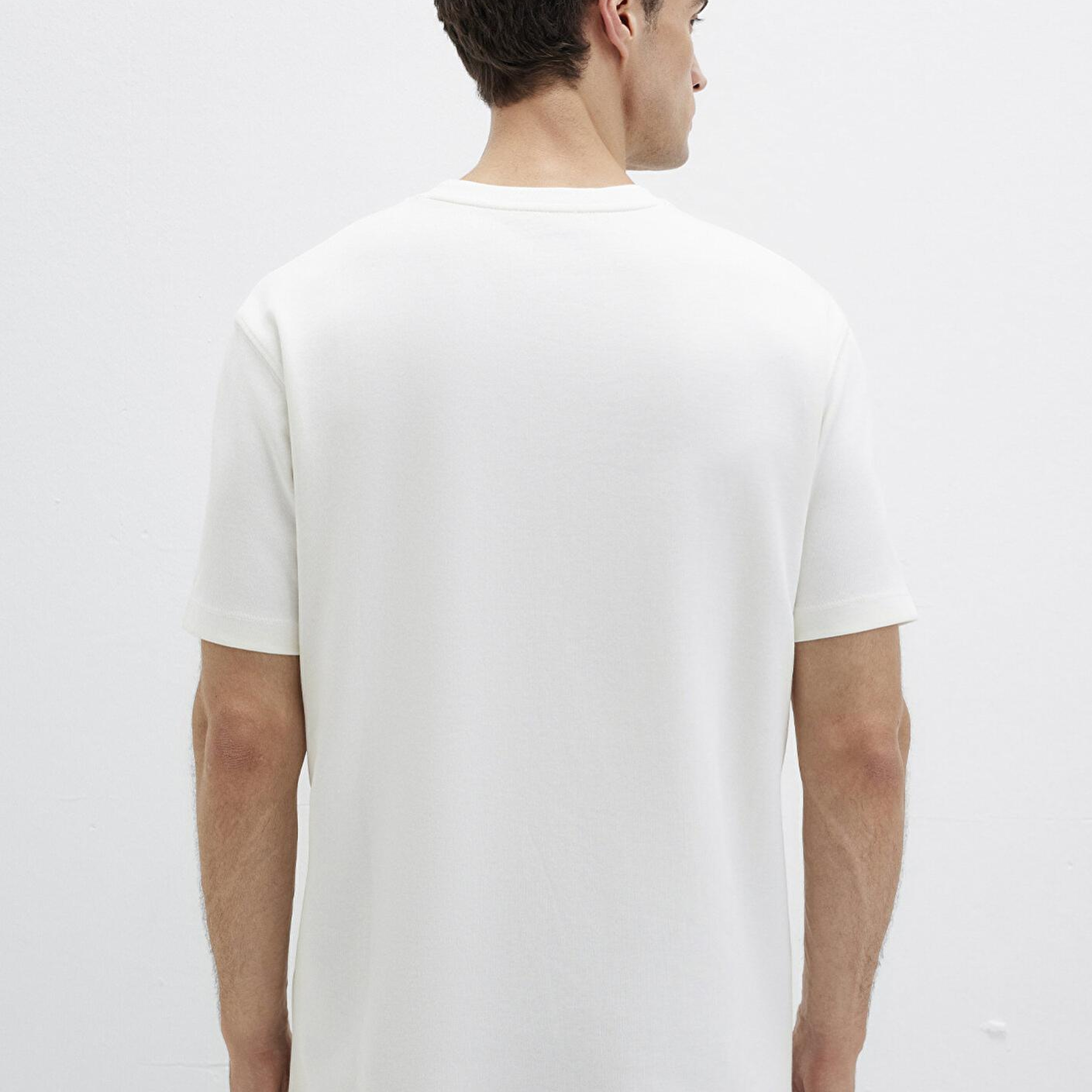 Mavi Mavi Black Ekru Basic Tişört Loose Fit / Bol Rahat Kesim 0612731-70057