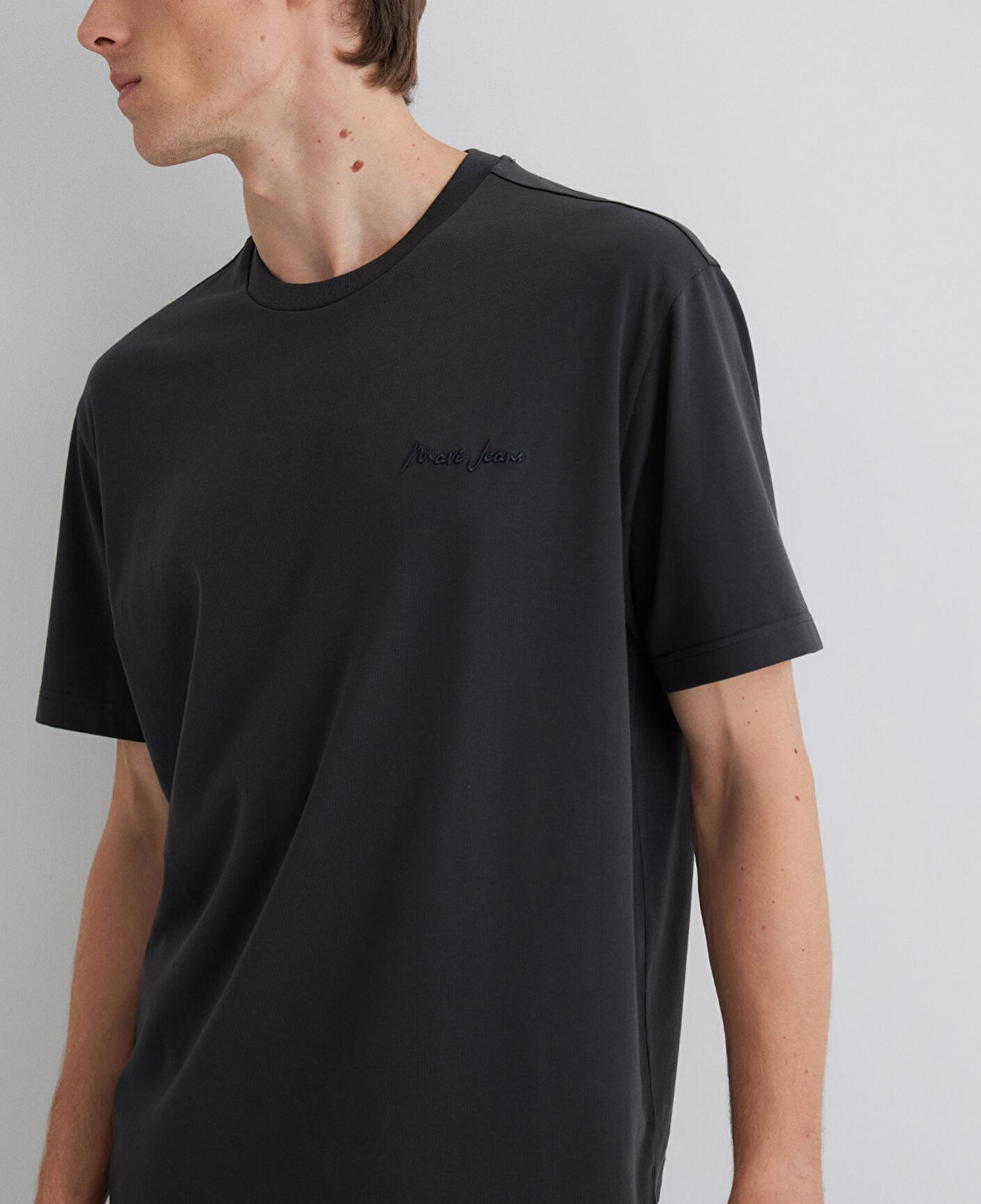 Mavi Mavi Jeans Nakışlı Antrasit Basic Tişört Loose Fit / Bol Rahat Kesim 0612733-70092