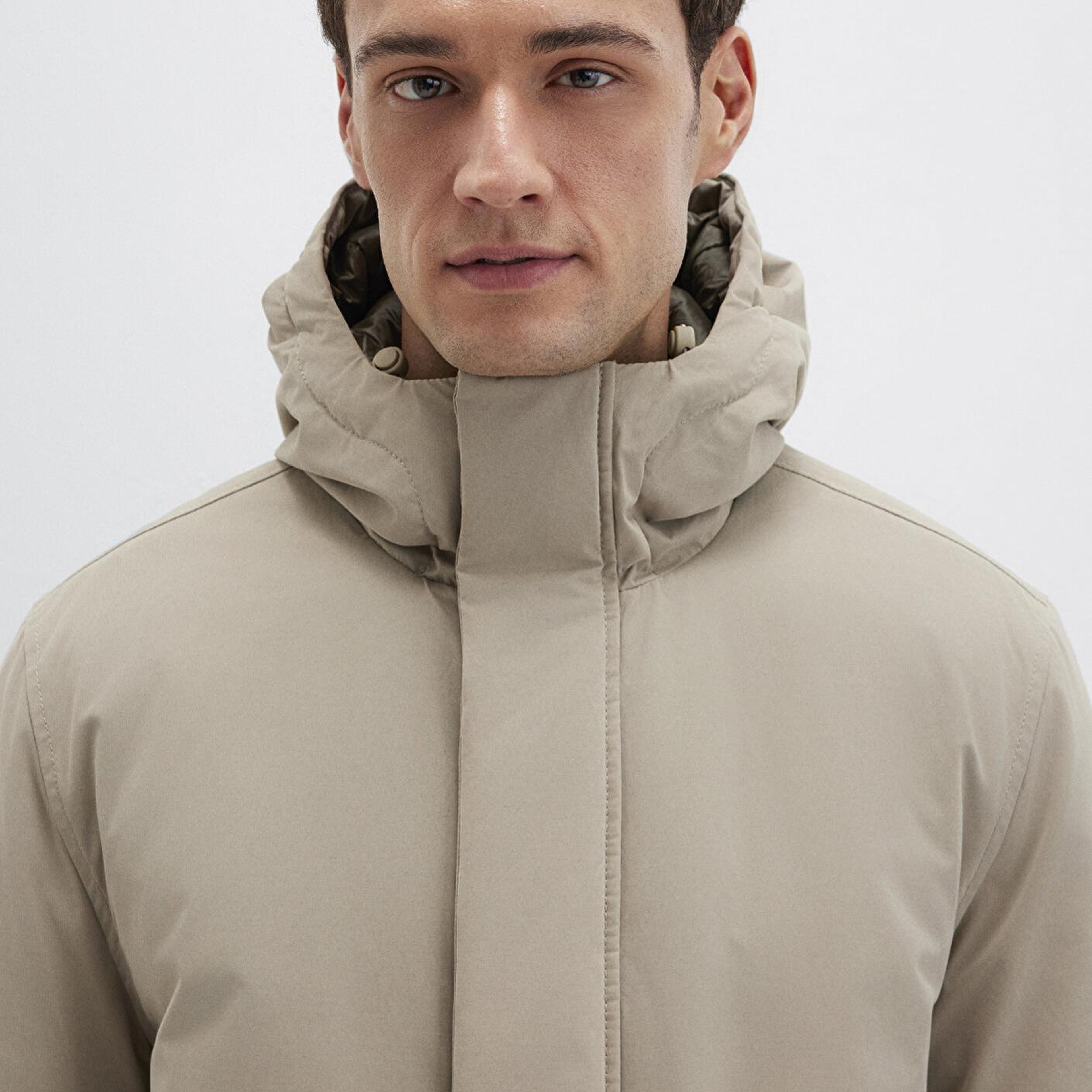 Mavi Cep Detaylı Kapüşonlu Bej Mont 0110657-70355