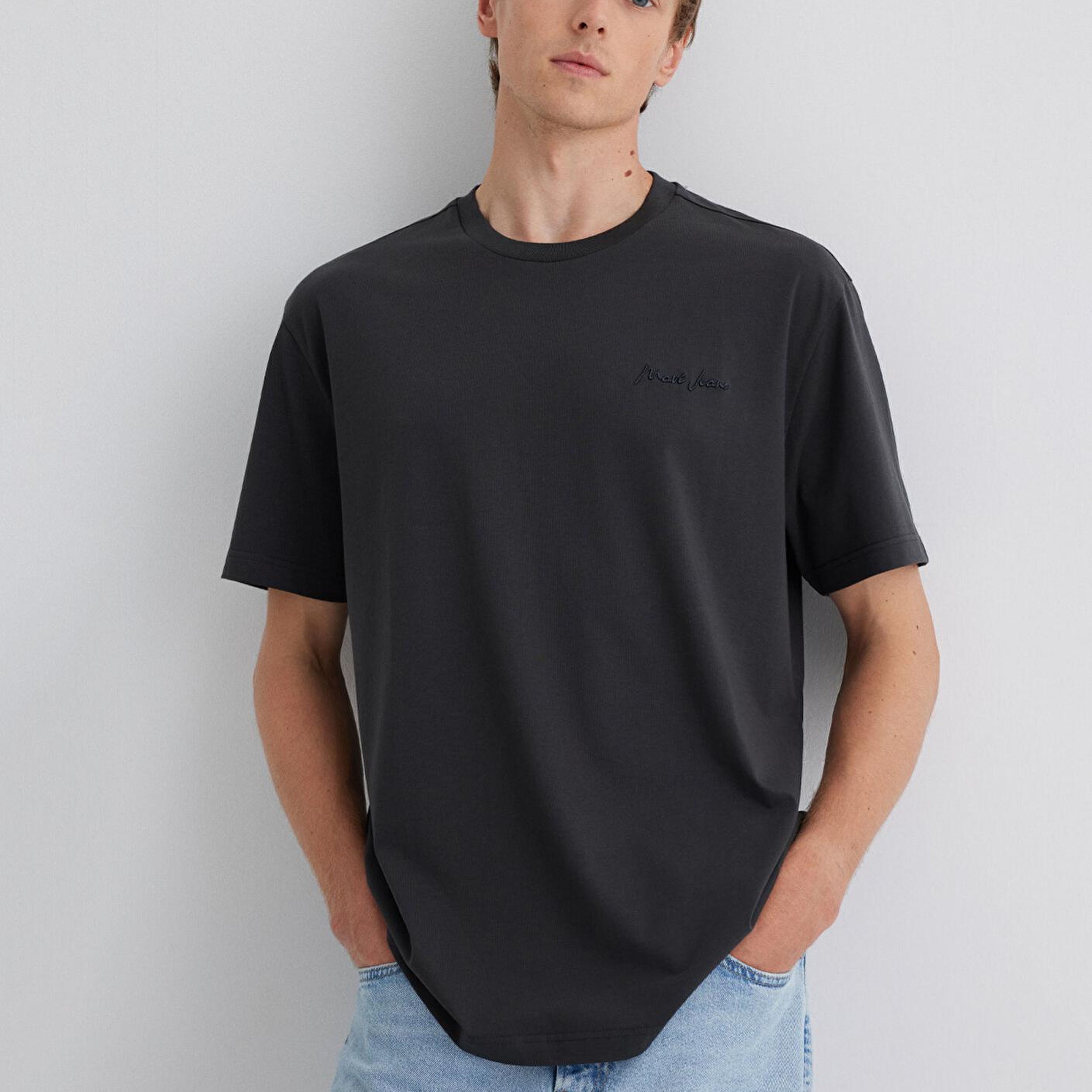 Mavi Mavi Jeans Nakışlı Antrasit Basic Tişört Loose Fit / Bol Rahat Kesim 0612733-70092