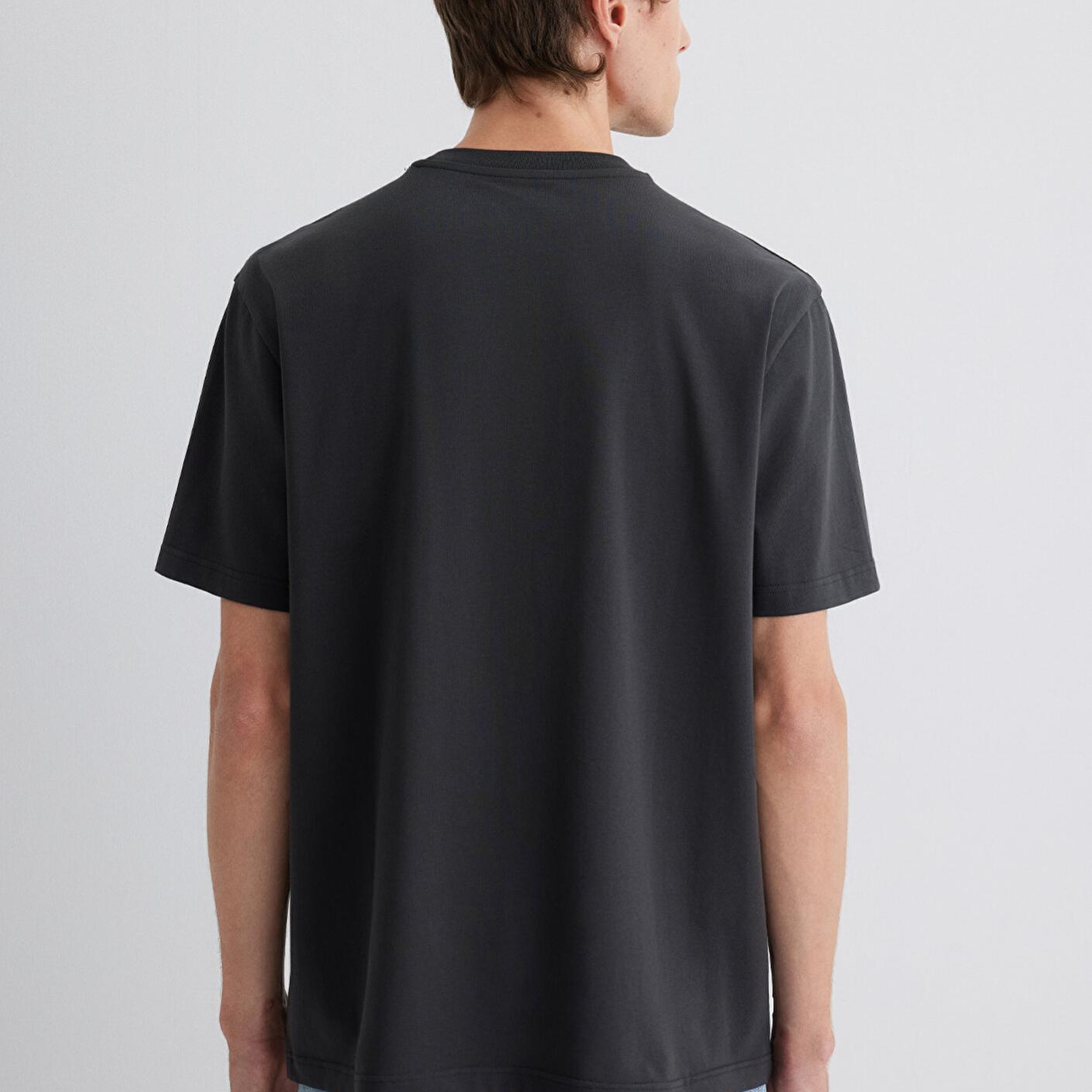 Mavi Mavi Jeans Nakışlı Antrasit Basic Tişört Loose Fit / Bol Rahat Kesim 0612733-70092