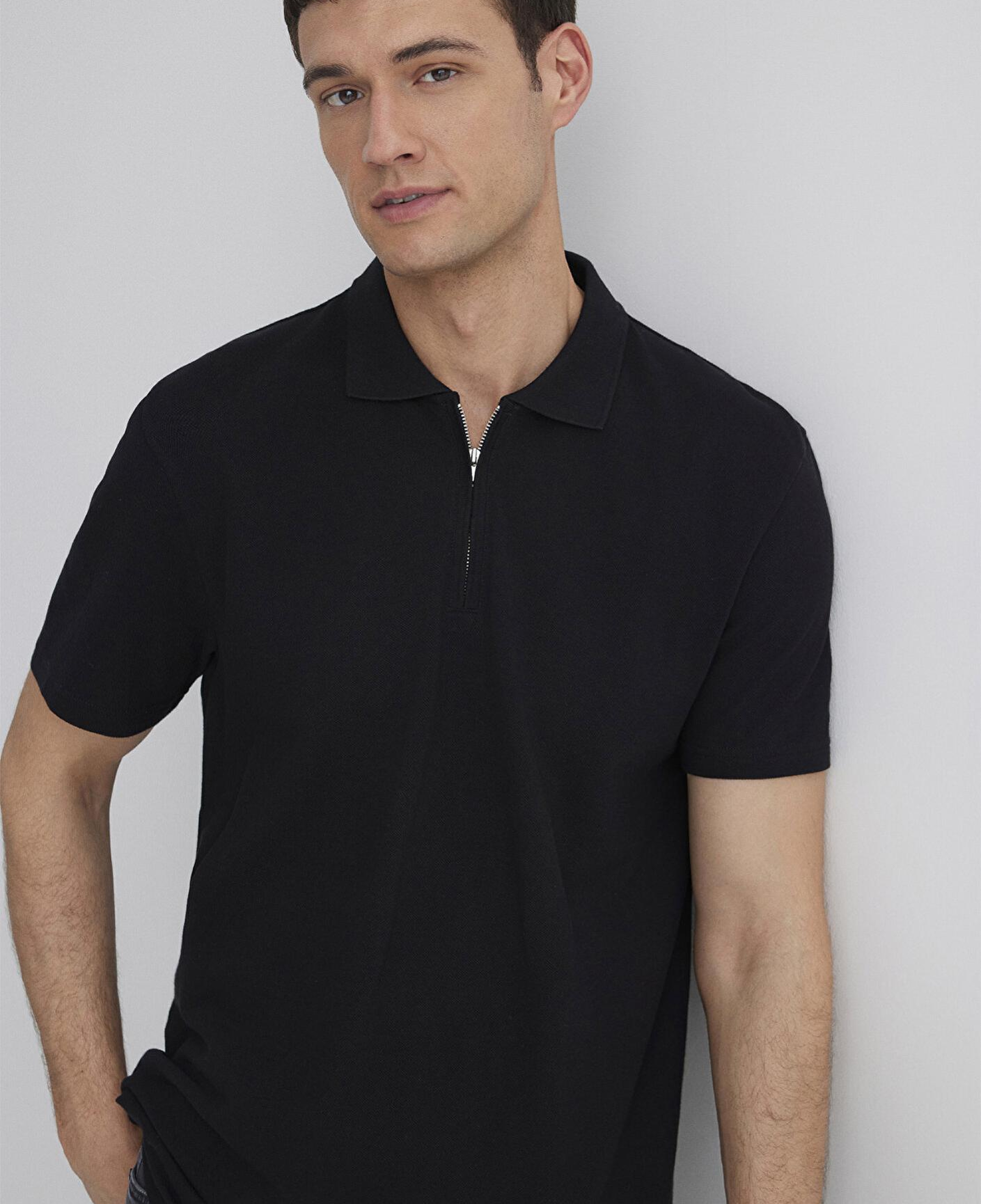 Mavi Yarı Fermuarlı Siyah Polo Tişört Regular Fit / Normal Kesim 0612525-900