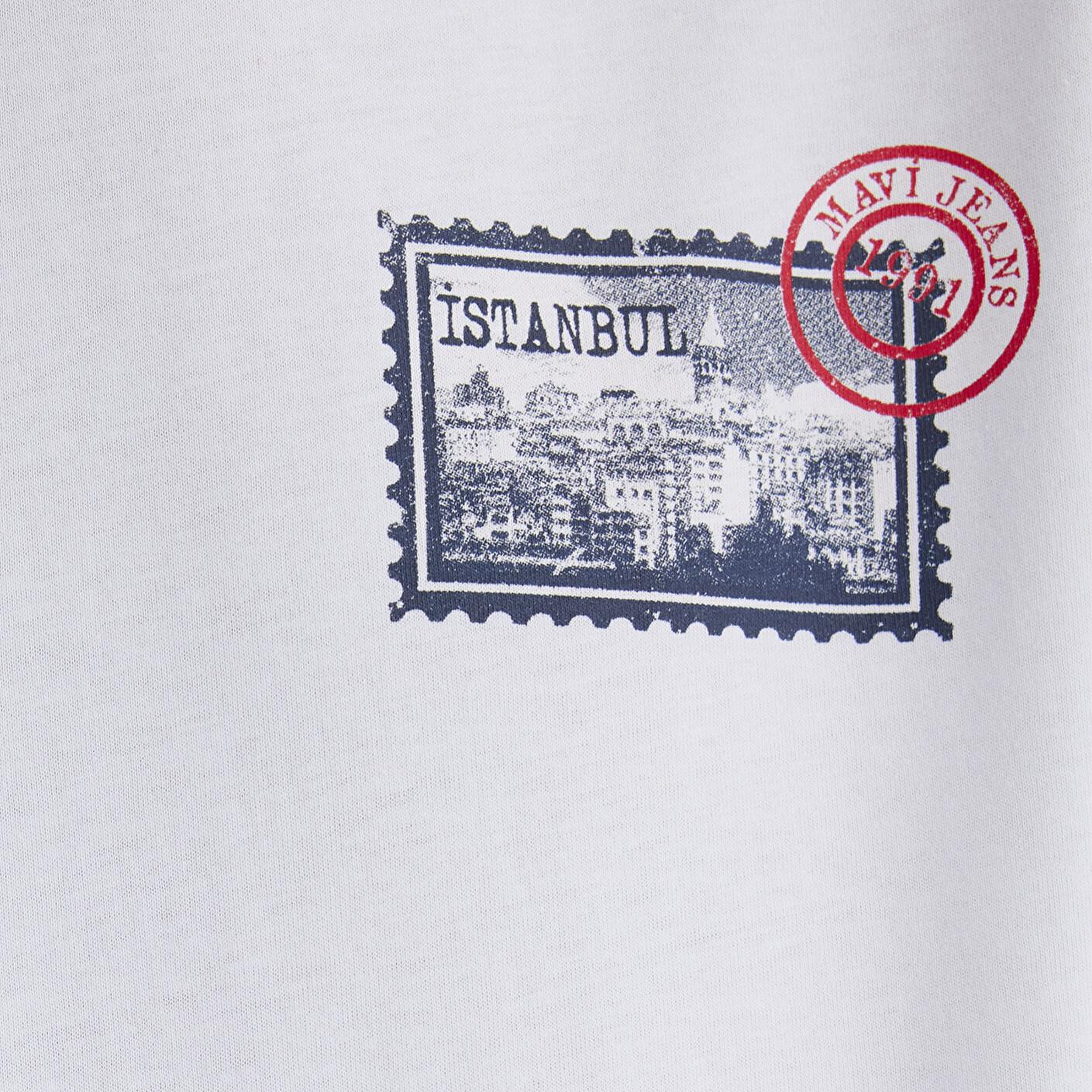 Mavi İstanbul Baskılı Beyaz Tişört Regular Fit / Normal Kesim 0612998-620