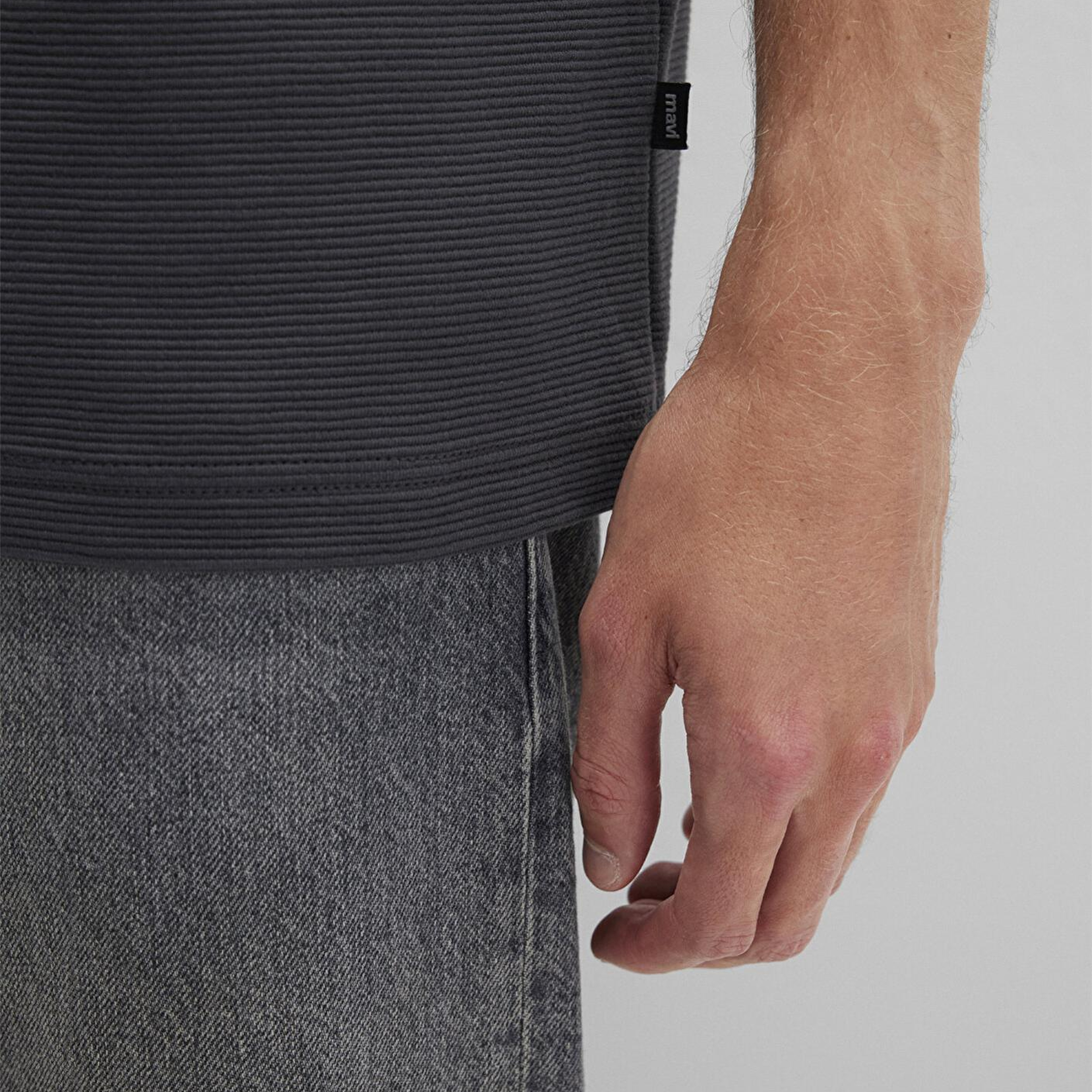 Mavi Dokulu Antrasit Basic Tişört Loose Fit / Bol Rahat Kesim 0612830-80106