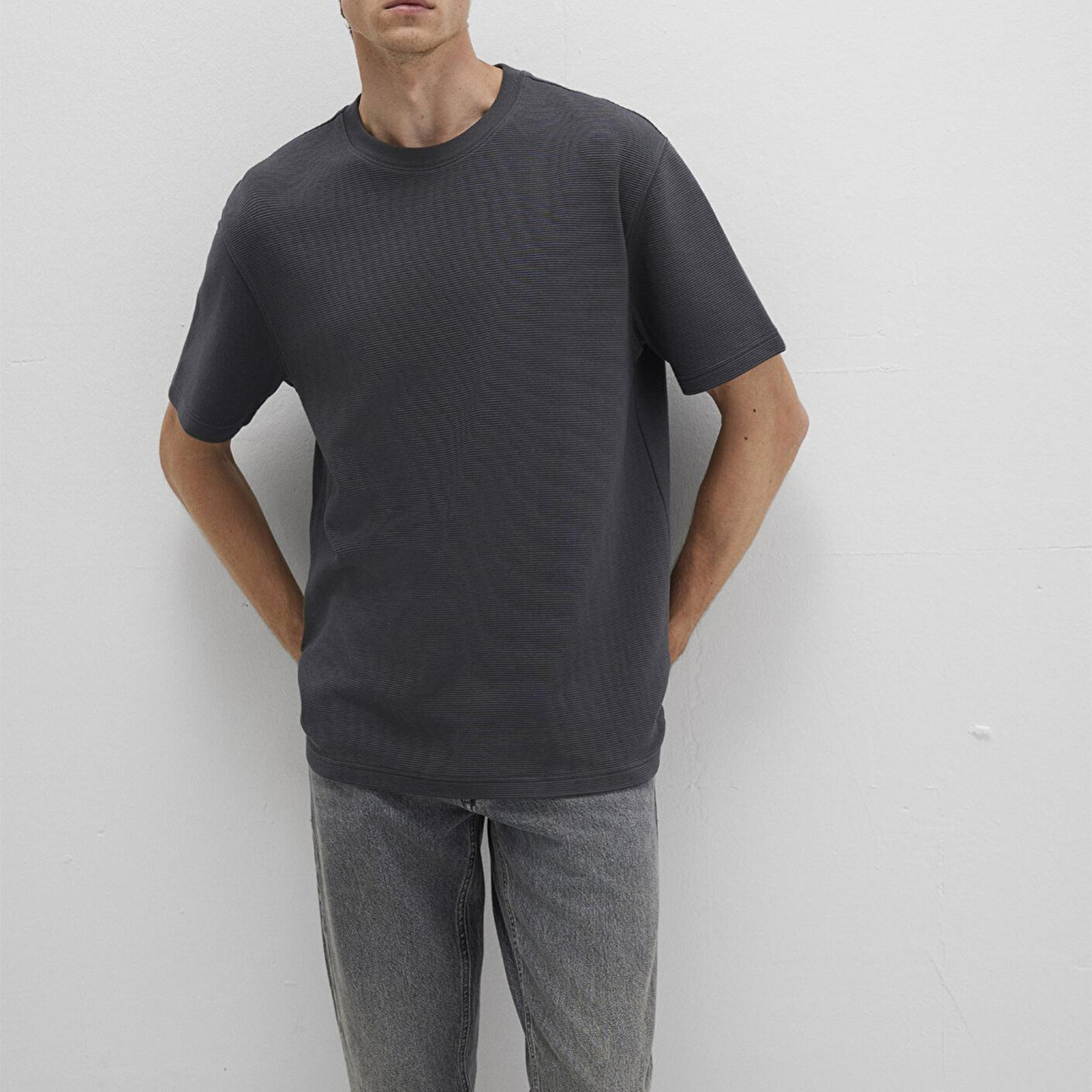 Mavi Dokulu Antrasit Basic Tişört Loose Fit / Bol Rahat Kesim 0612830-80106