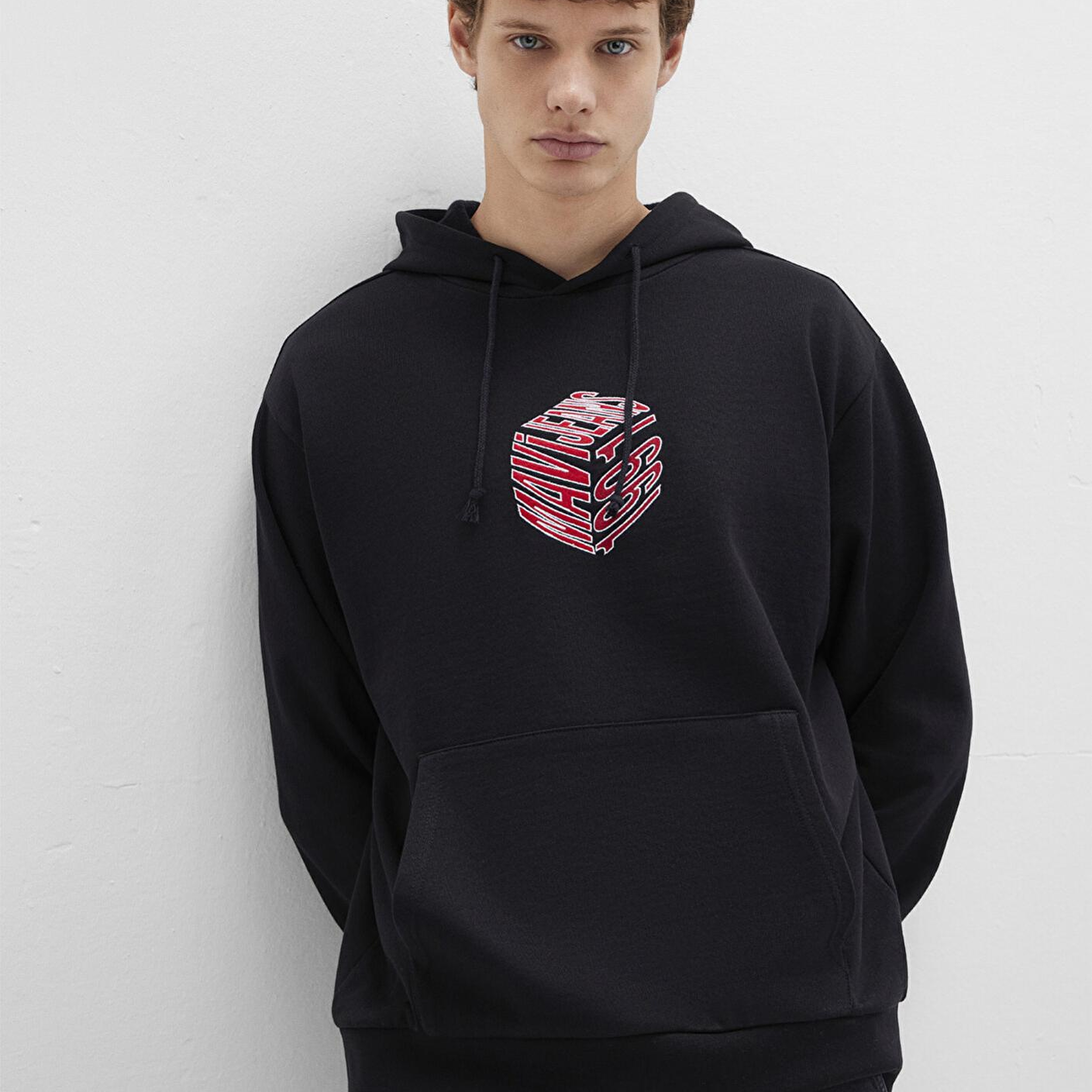 Mavi Mavi Baskılı Kapüşonlu Siyah Sweatshirt 0S10397-900