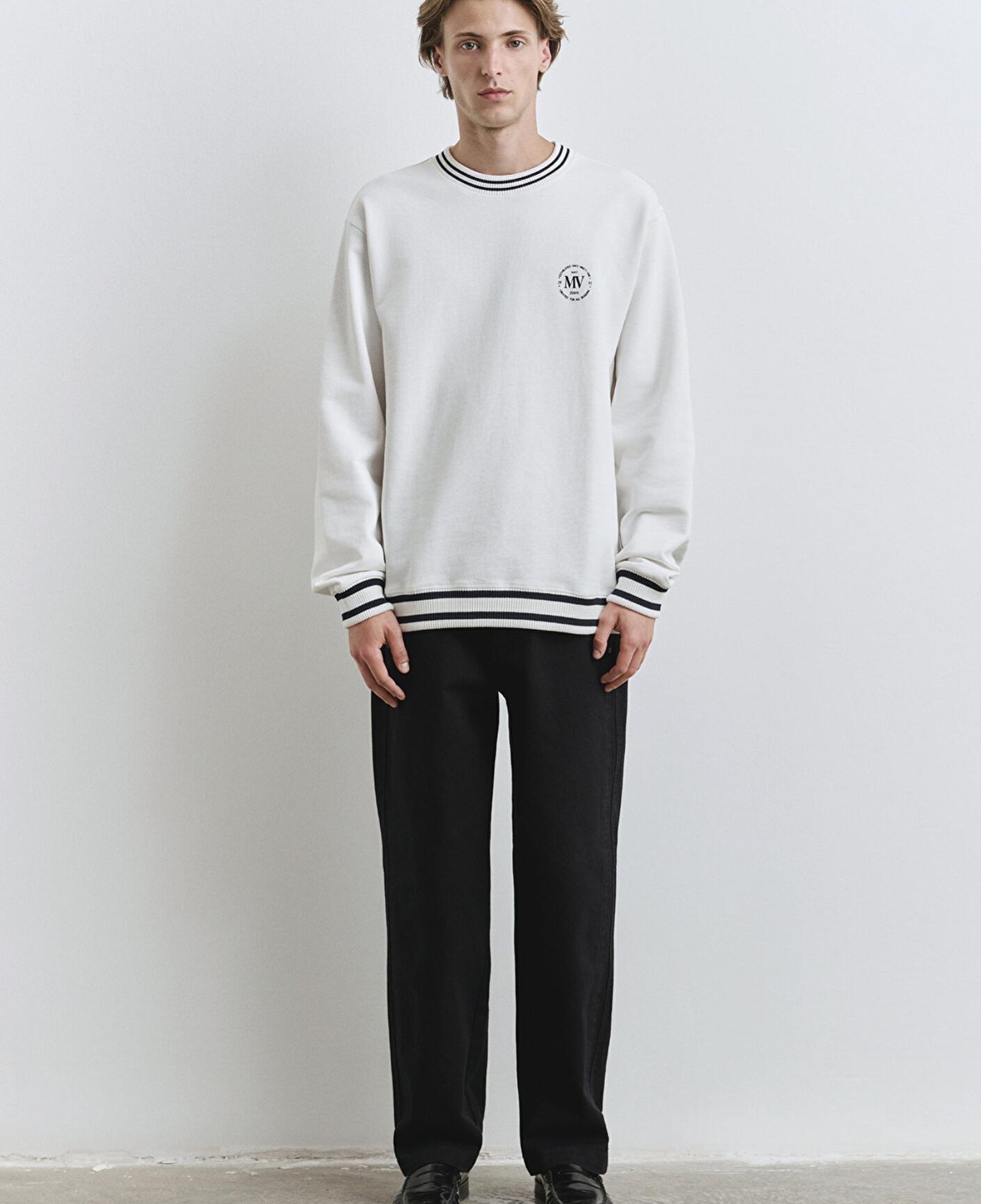 Mavi Şerit Detaylı Beyaz Sweatshirt 0S10378-70057