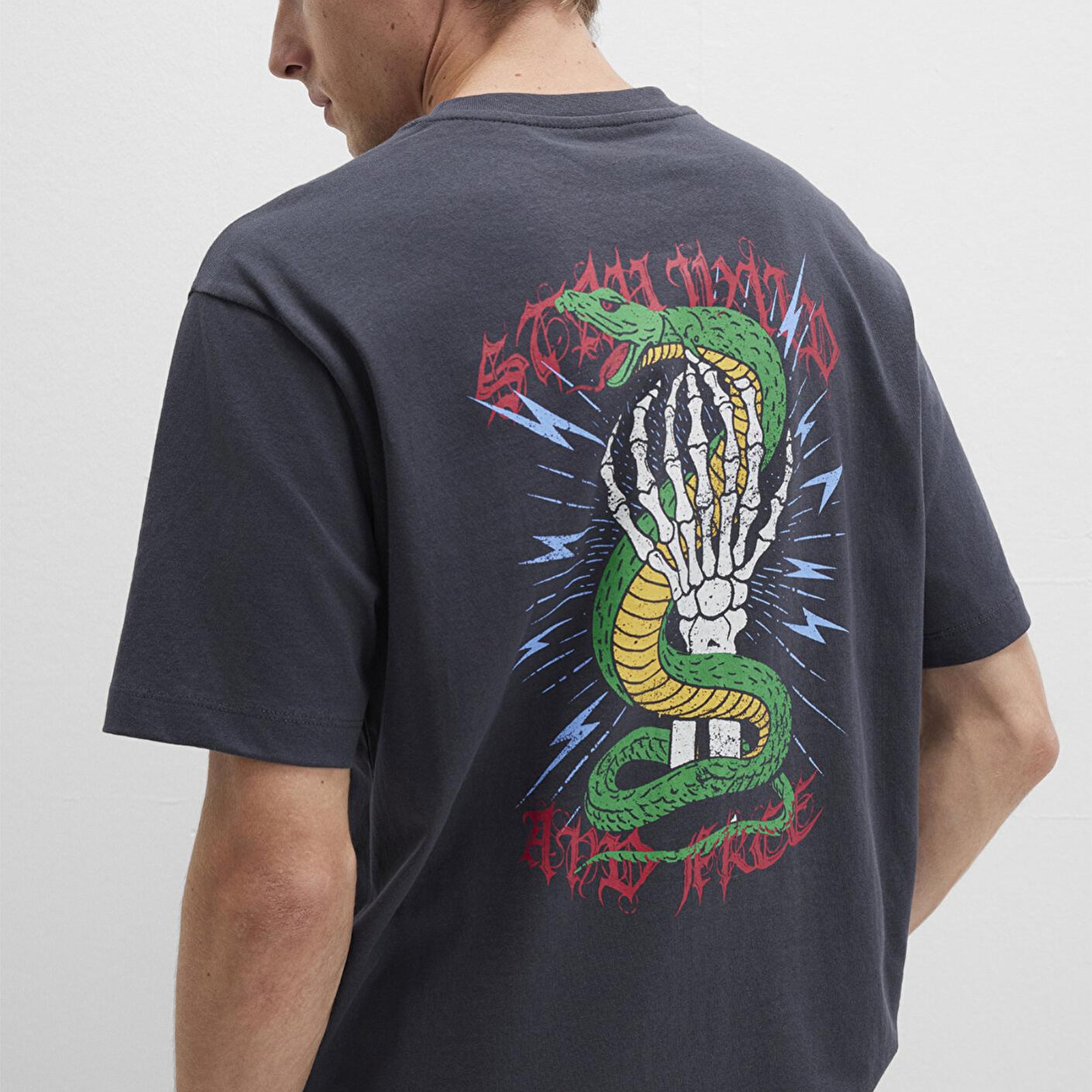 Mavi Sırt Baskılı Antrasit Tişört Loose Fit / Bol Rahat Kesim 0612929-80106