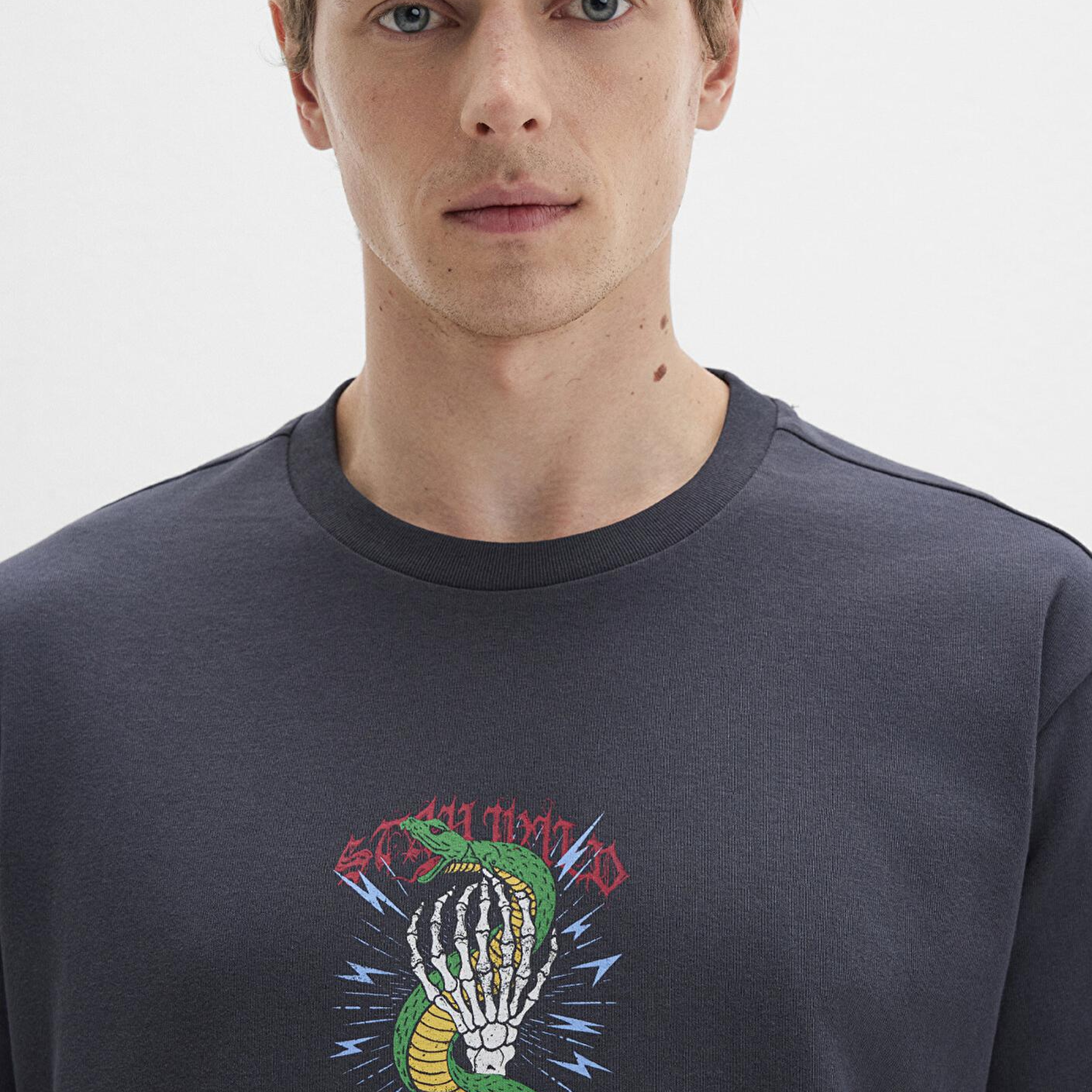 Mavi Sırt Baskılı Antrasit Tişört Loose Fit / Bol Rahat Kesim 0612929-80106