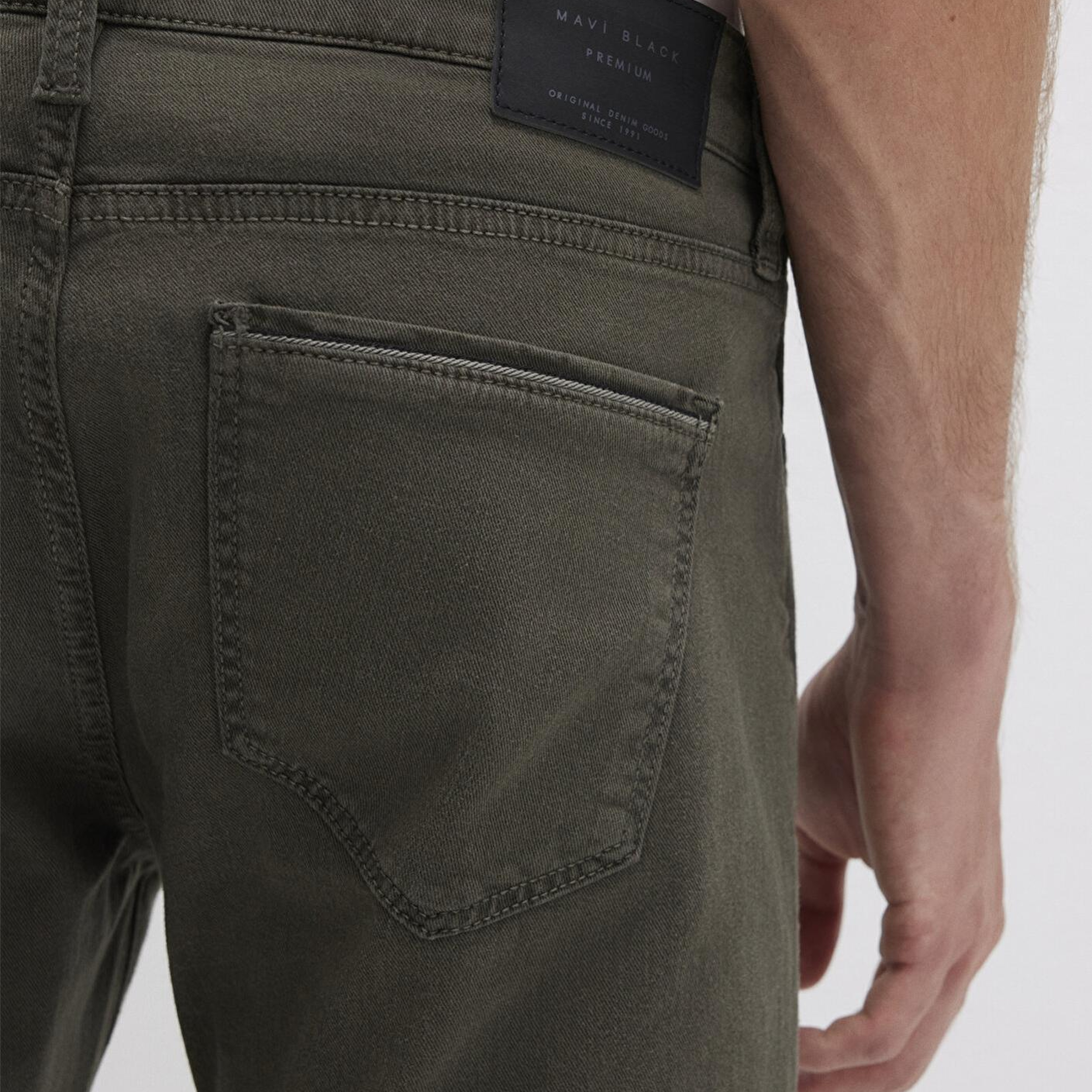 Mavi Jake Mavi Black Koyu Yeşil Gabardin Pantolon 0042290685