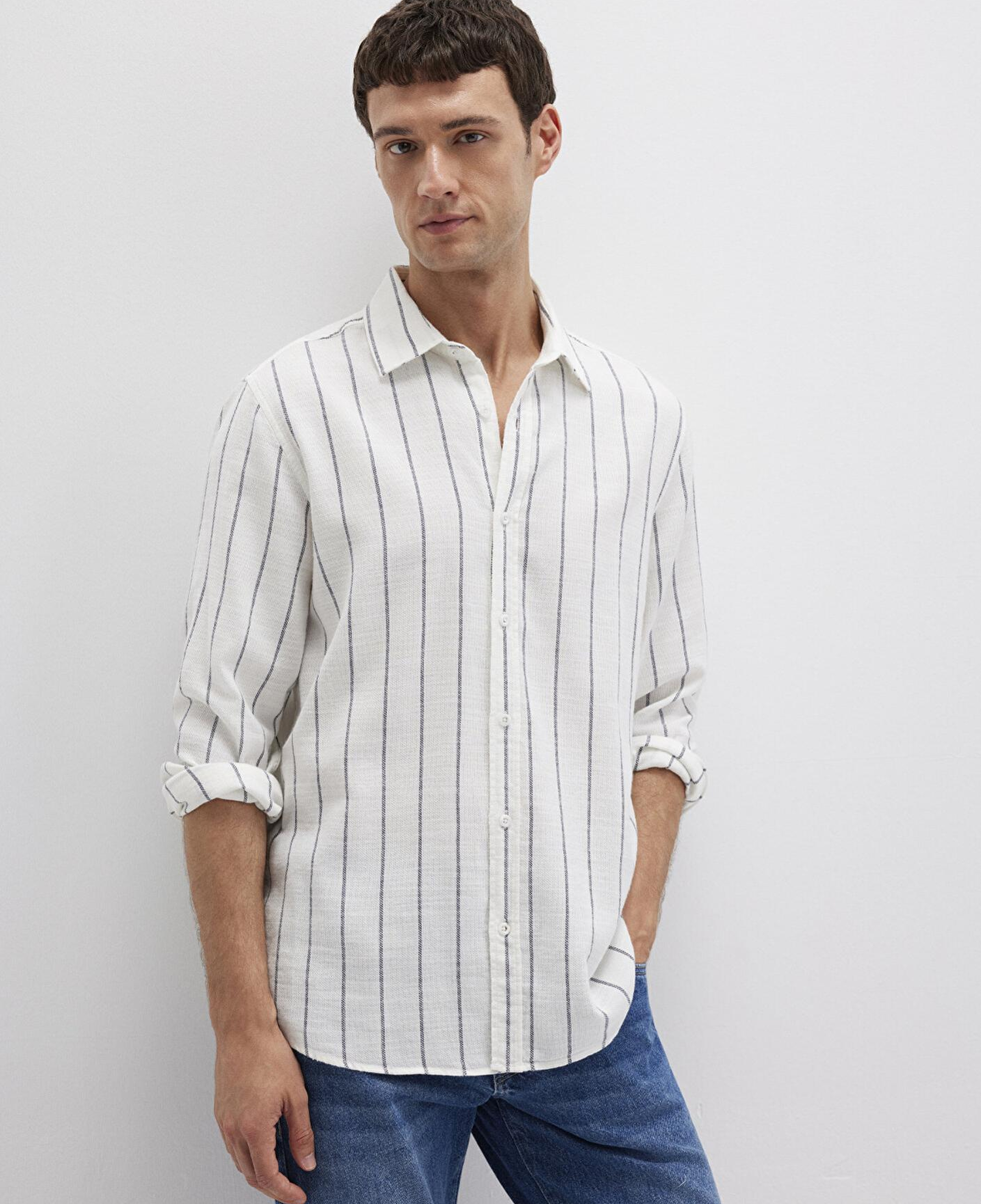 Mavi Çizgili Beyaz Gömlek Regular Fit / Normal Kesim 0211712-90938