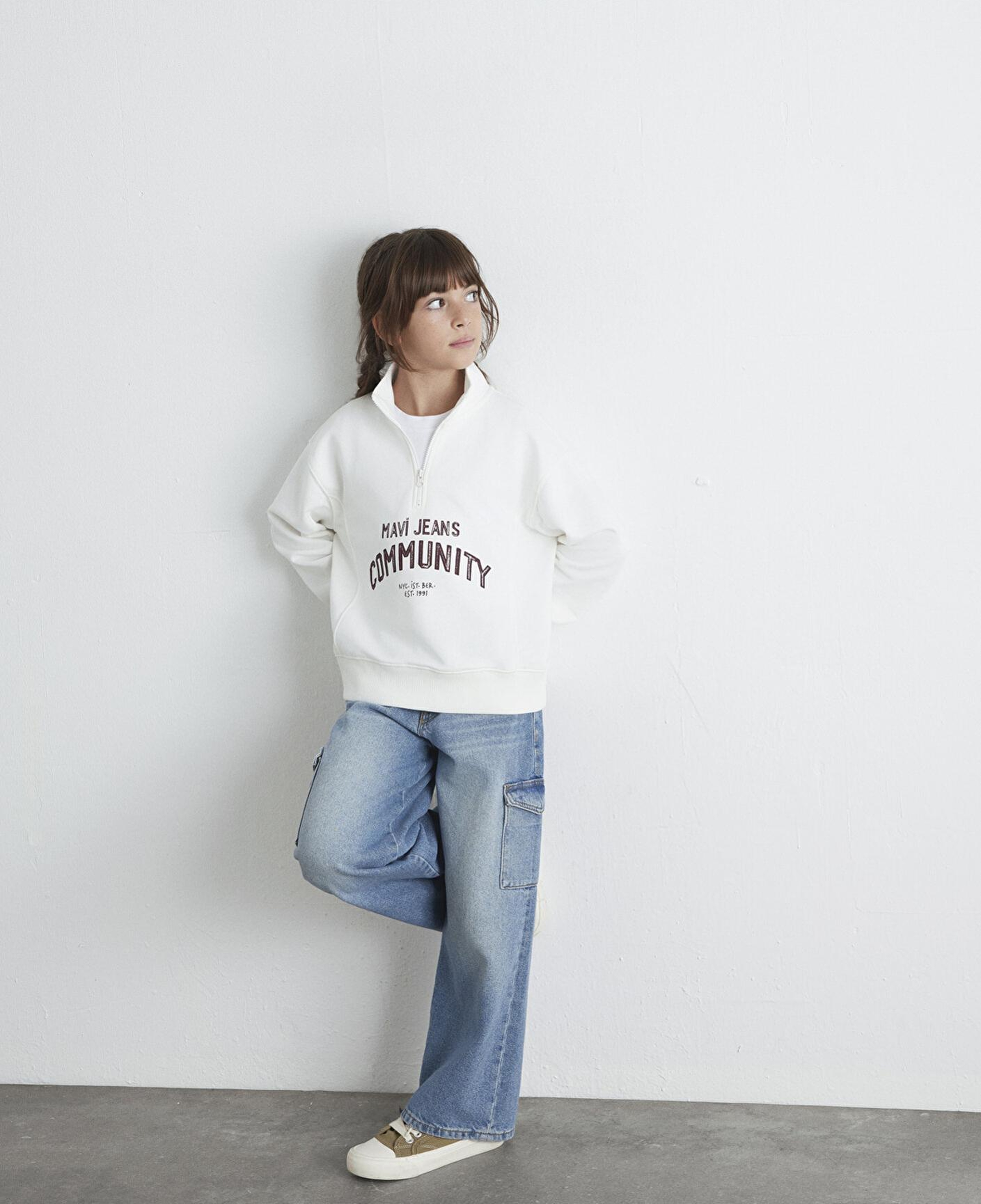 Mavi Baskılı Yarı Fermuarlı Ekru Sweatshirt 7S10130-70057