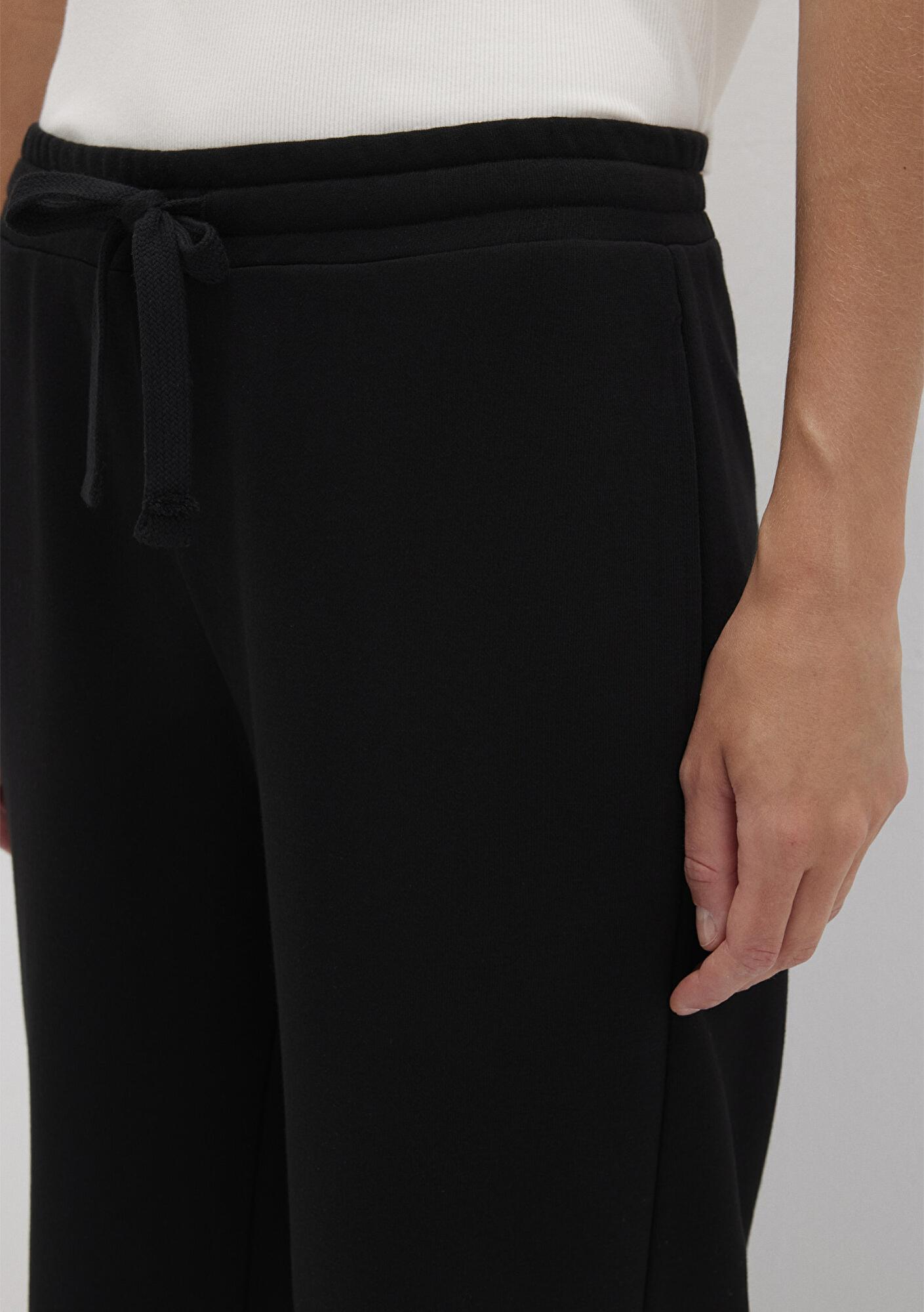 Mavi Geniş Paça Siyah Basic Eşofman Altı 1011057-900