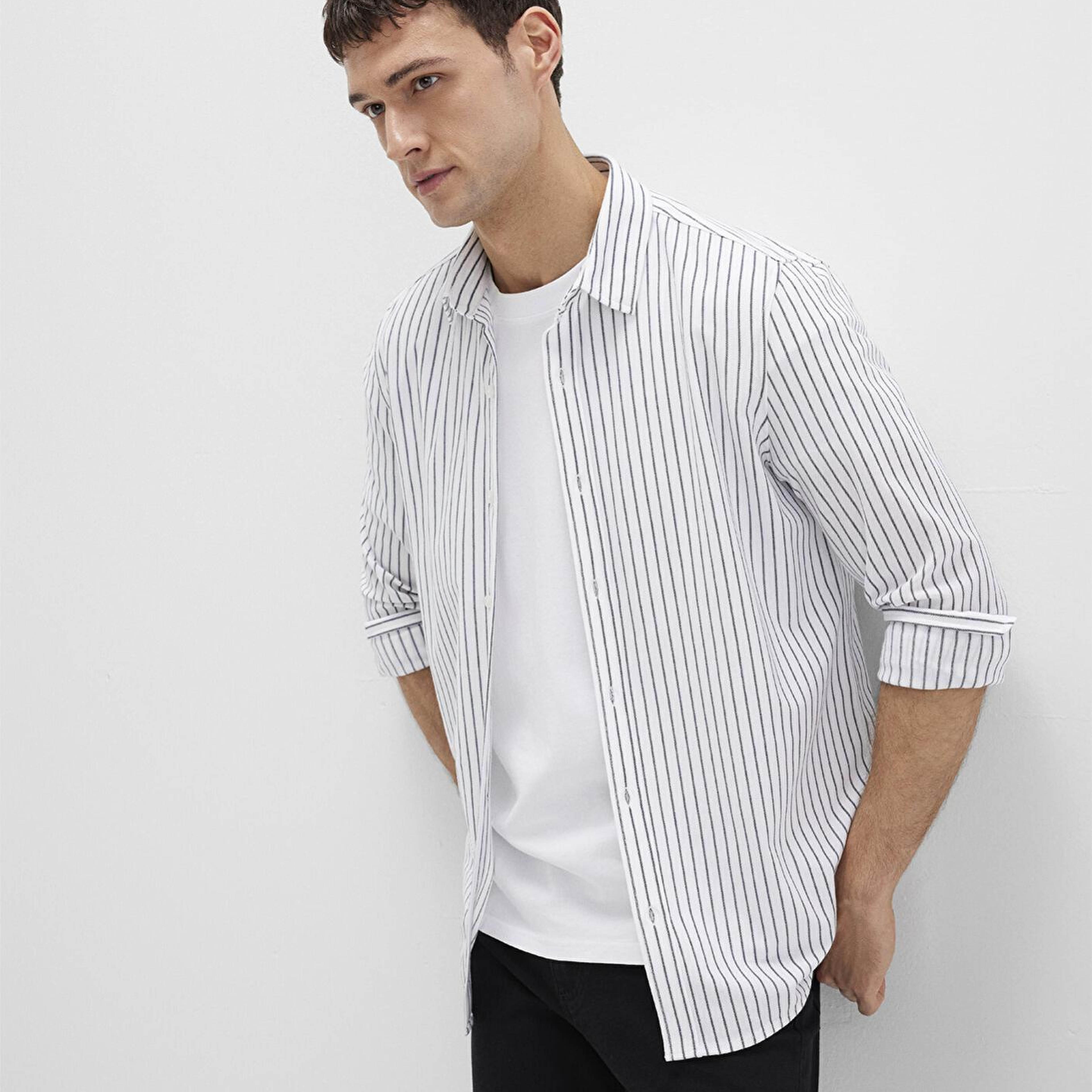 Mavi Çizgili Beyaz Gömlek Slim Fit / Dar Kesim 0211403-91334