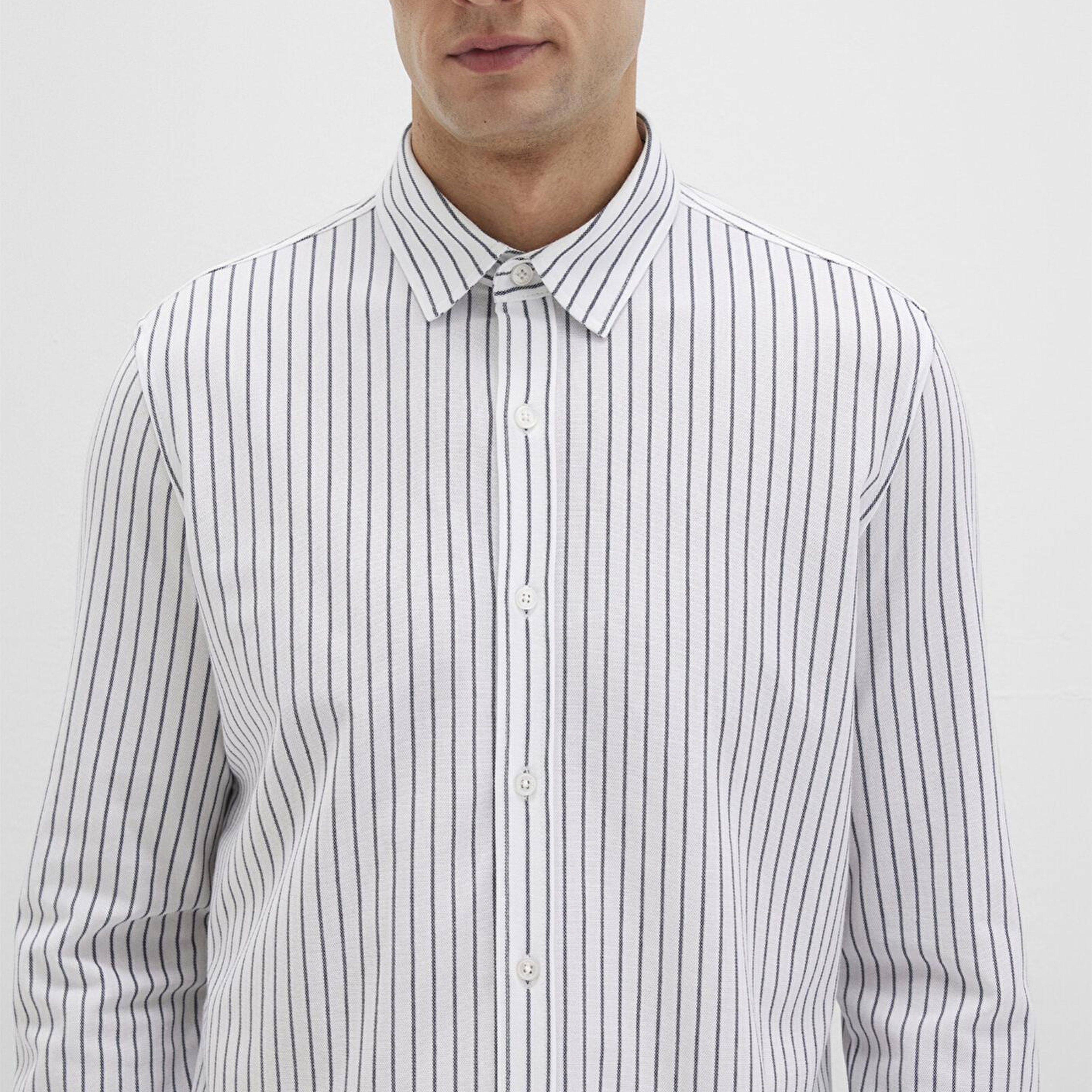 Mavi Çizgili Beyaz Gömlek Slim Fit / Dar Kesim 0211403-91334