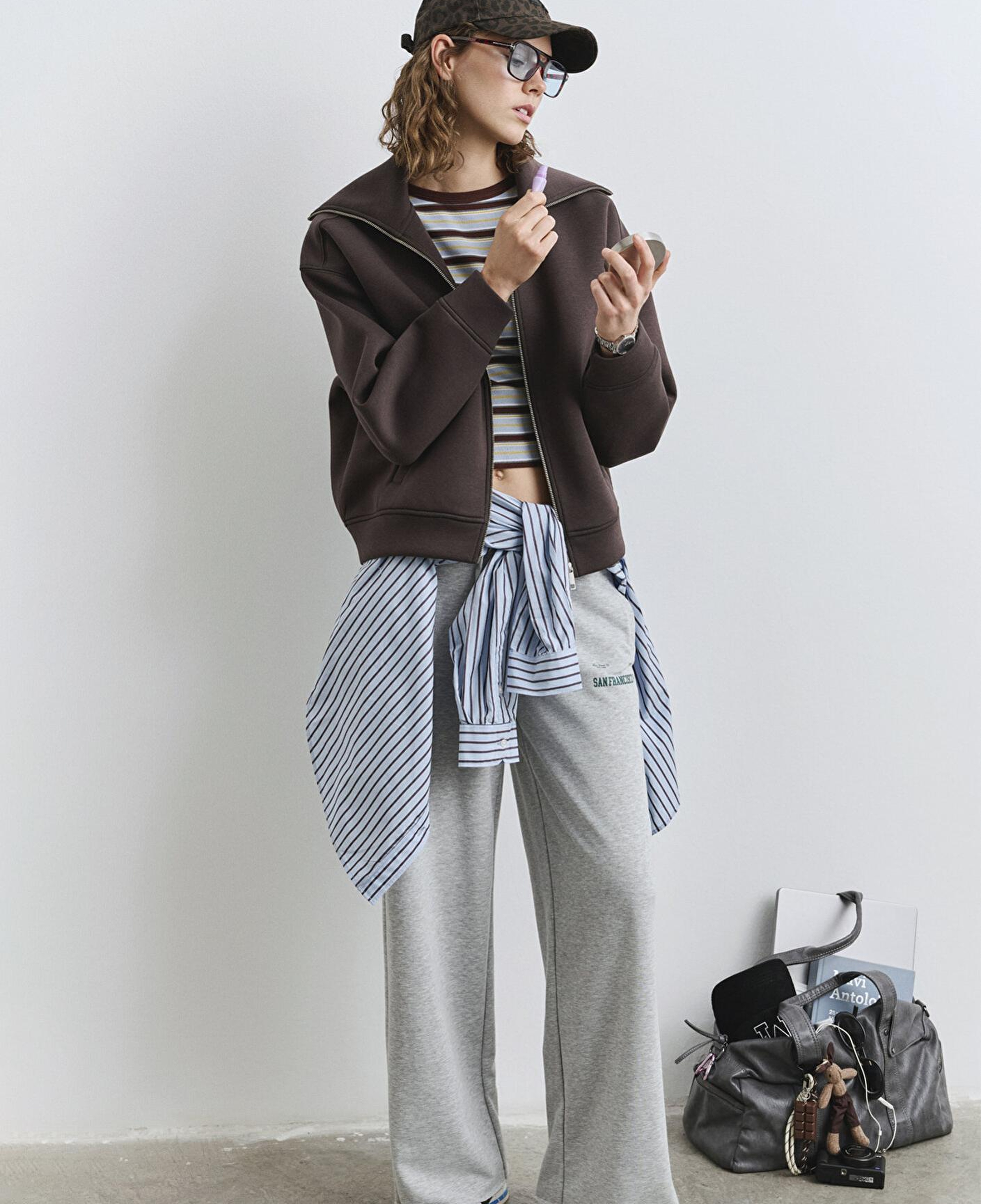 Mavi Sporty Lux Fermuarlı Kahverengi Sweatshirt 1S10295-70236