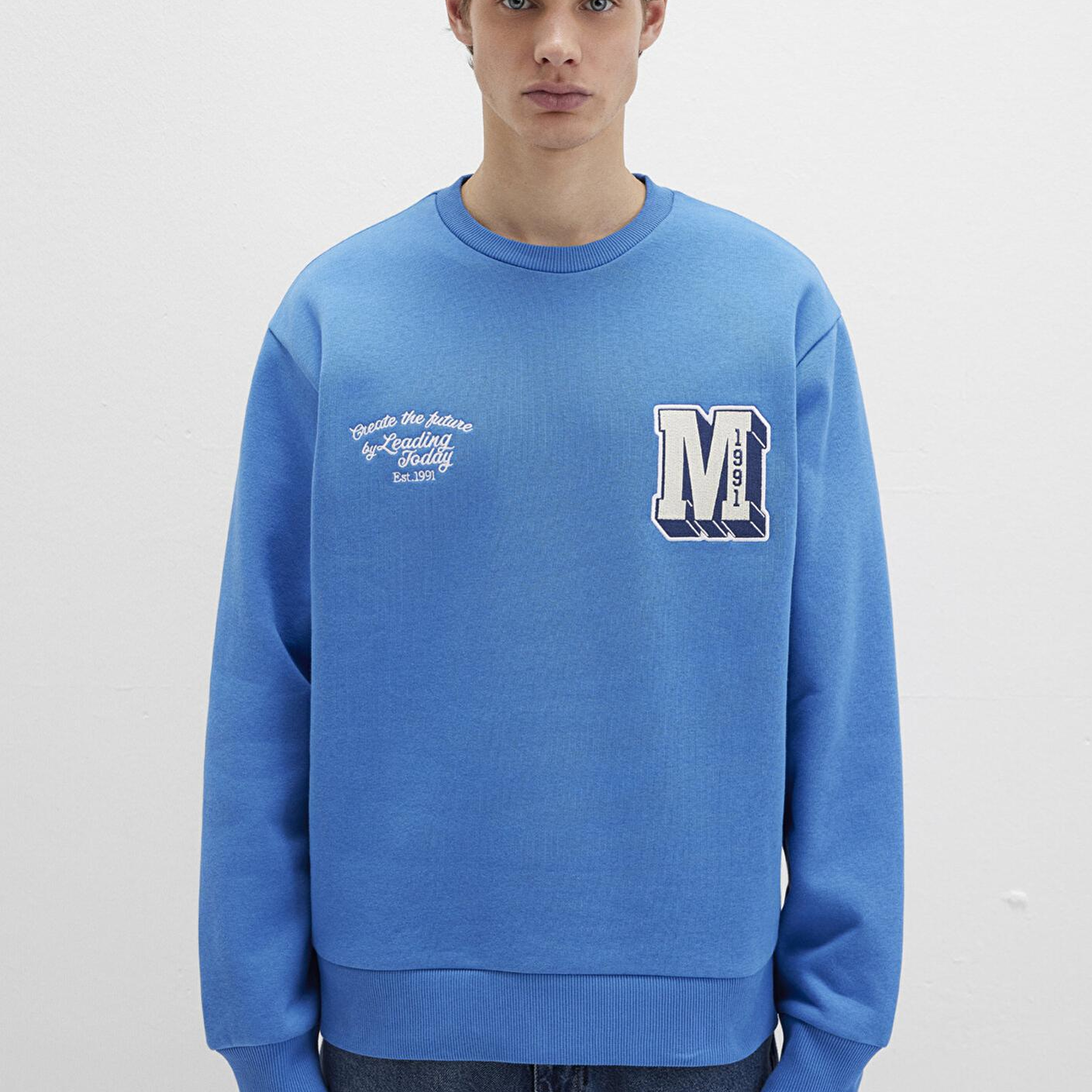 Mavi M Logo Nakış Detaylı Mavi Sweatshirt 0S10492-81330