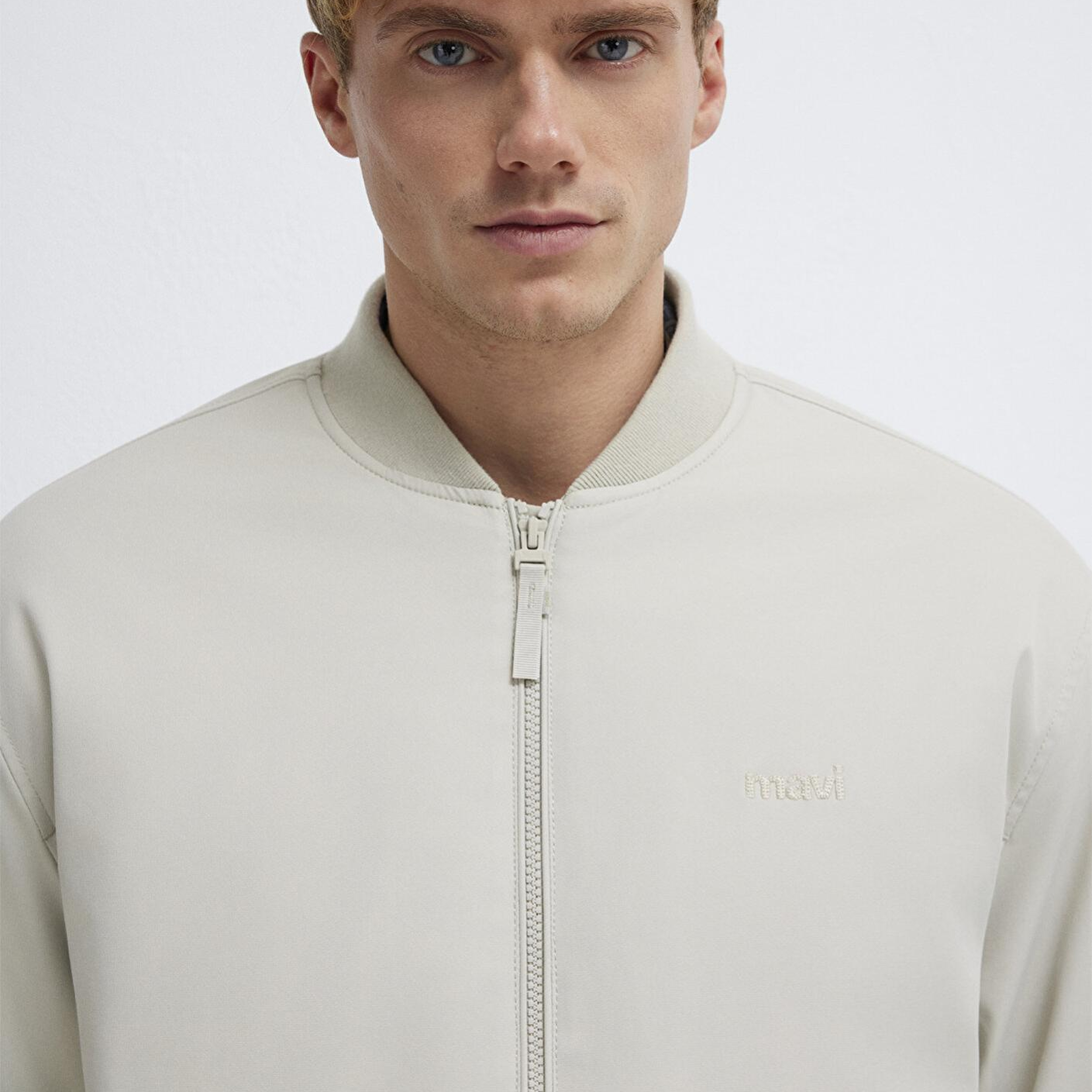 Mavi Mavi Logo Nakışlı Gri Bomber Ceket 0110774-70144