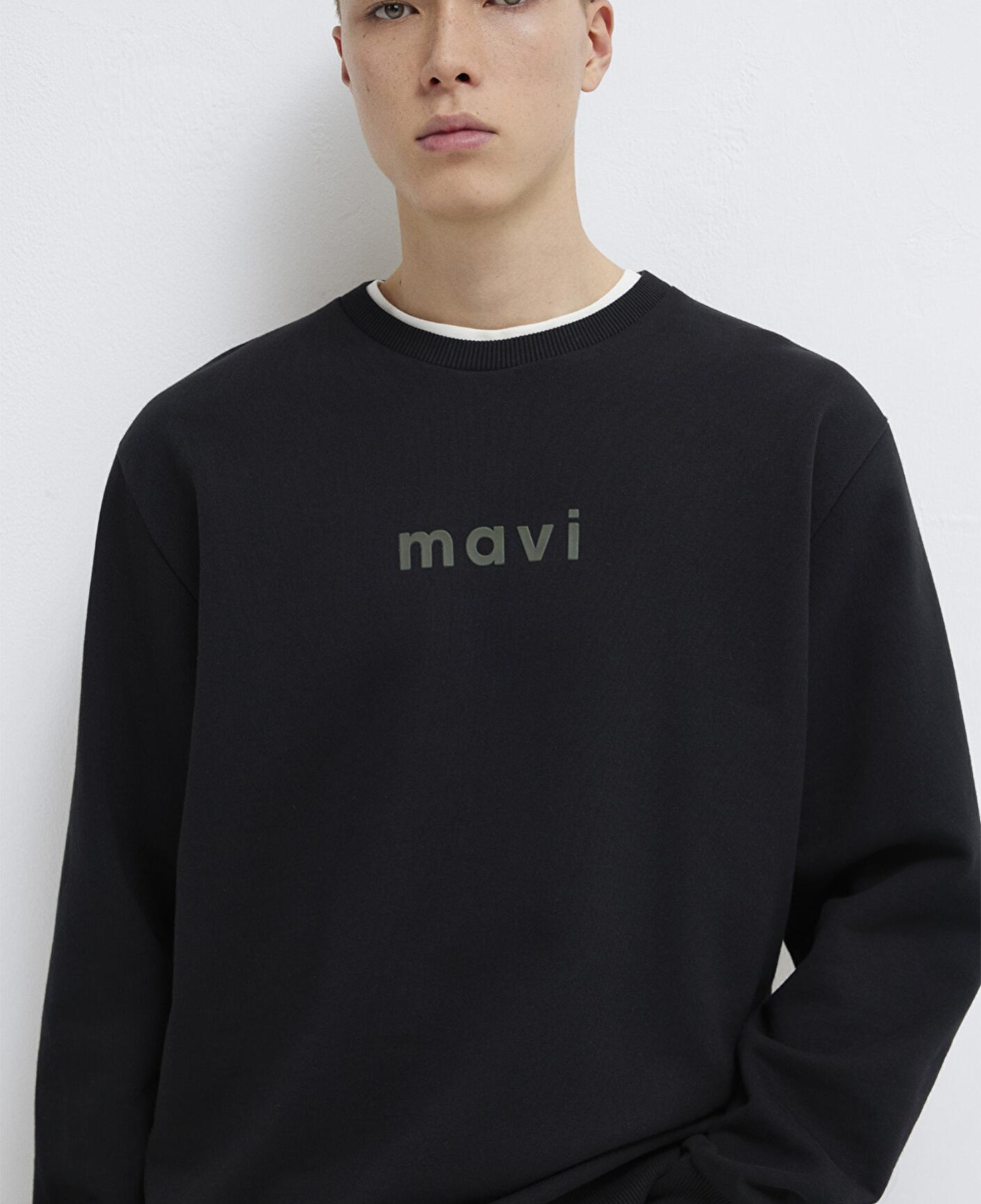 Mavi Mavi Logo Baskılı Siyah Sweatshirt 0S10556-900