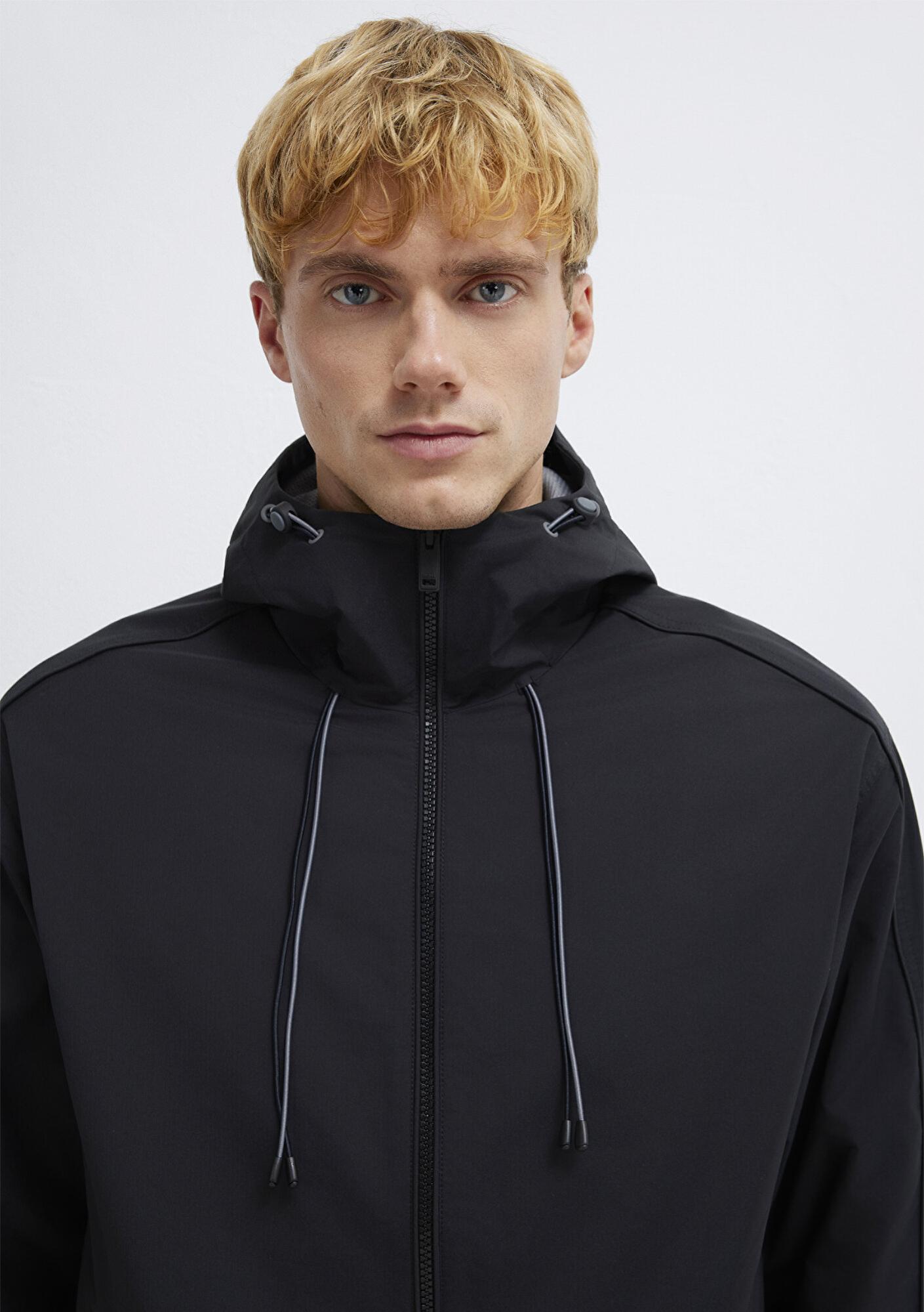 Mavi Kapüşonlu Siyah Ceket Loose Fit / Bol Rahat Kesim 0110818-900