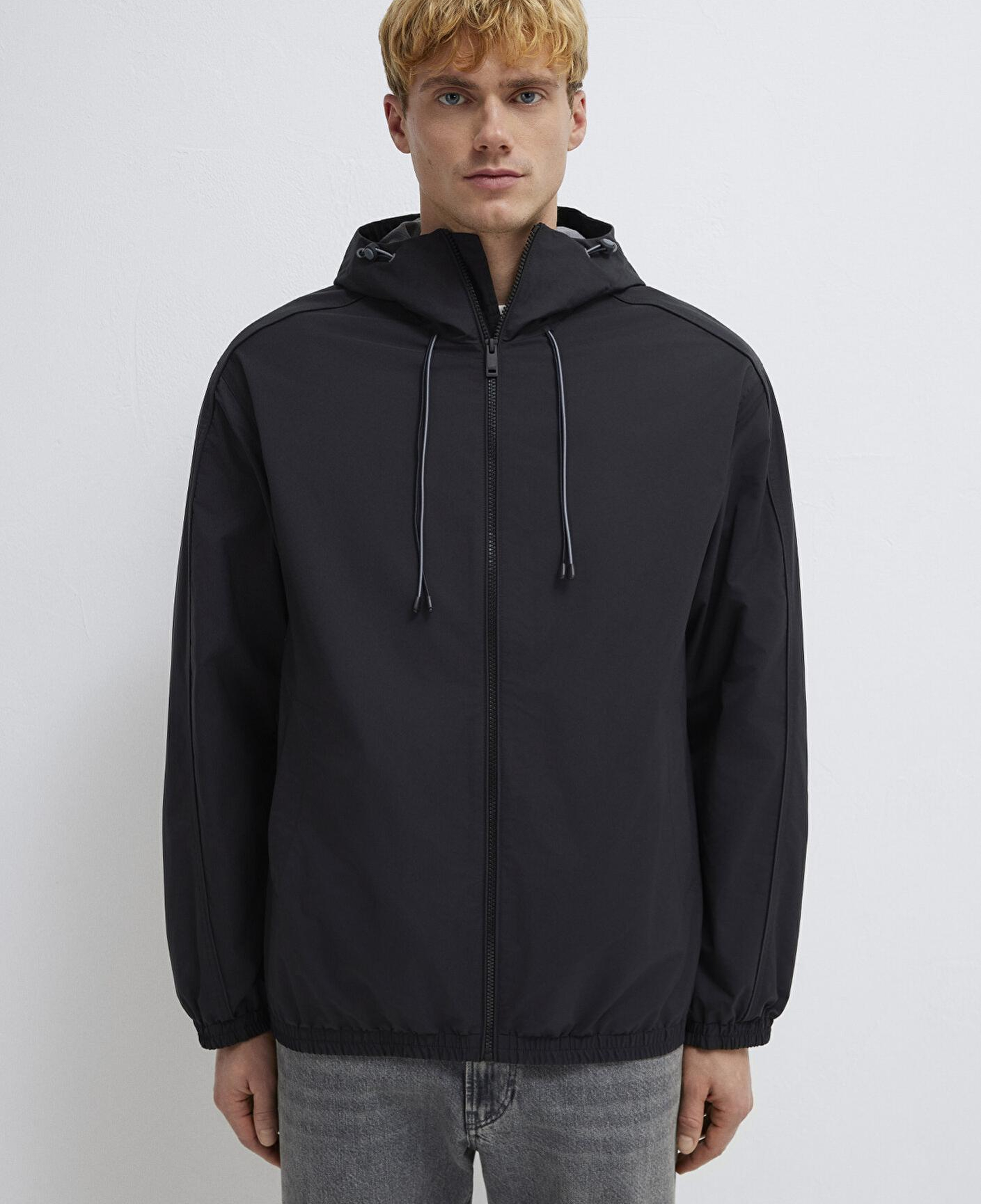 Mavi Kapüşonlu Siyah Ceket Loose Fit / Bol Rahat Kesim 0110818-900