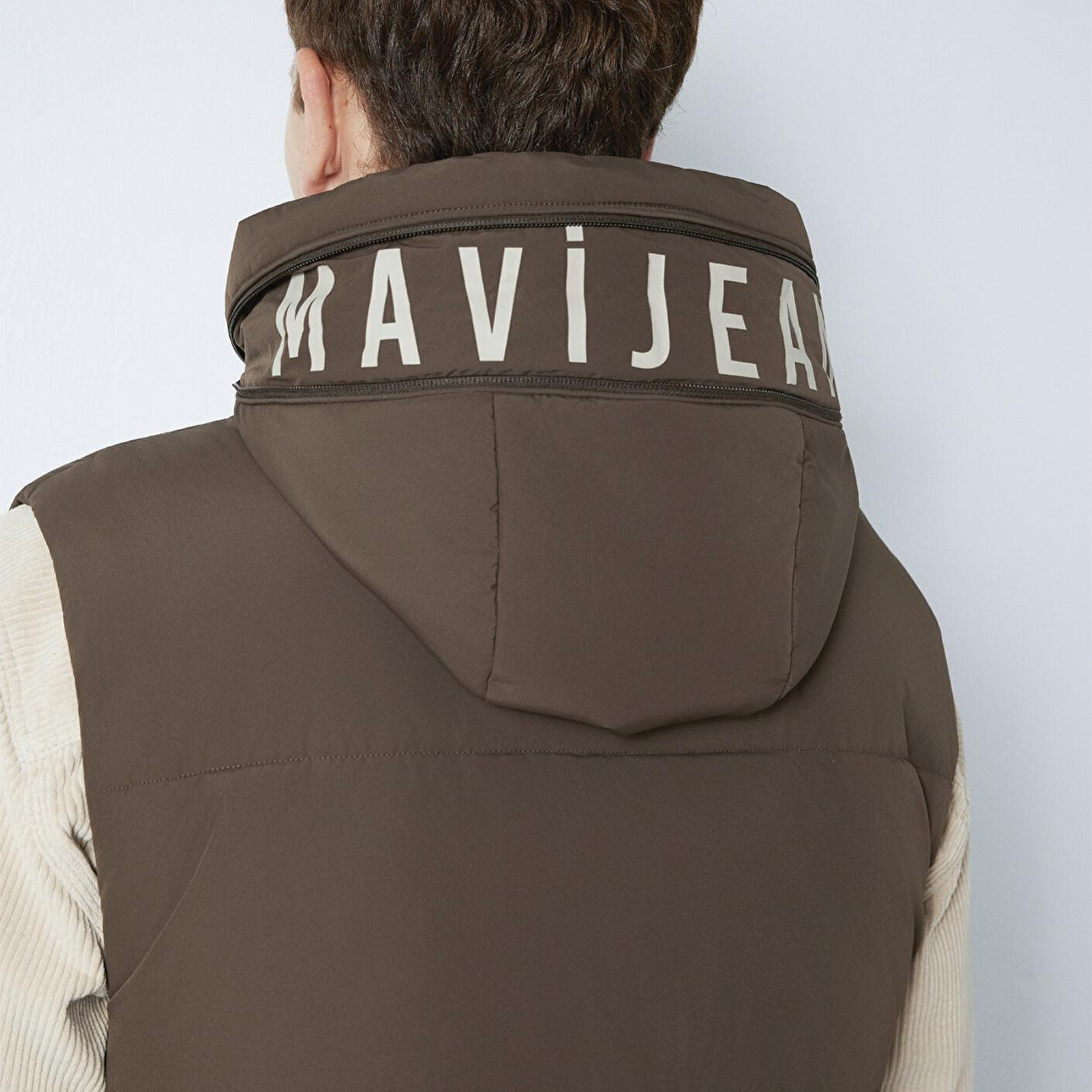 Mavi Mavi Jeans Detaylı Kapüşonlu Yeşil Şişme Yelek Regular Fit / Normal Kesim 0110759-71541