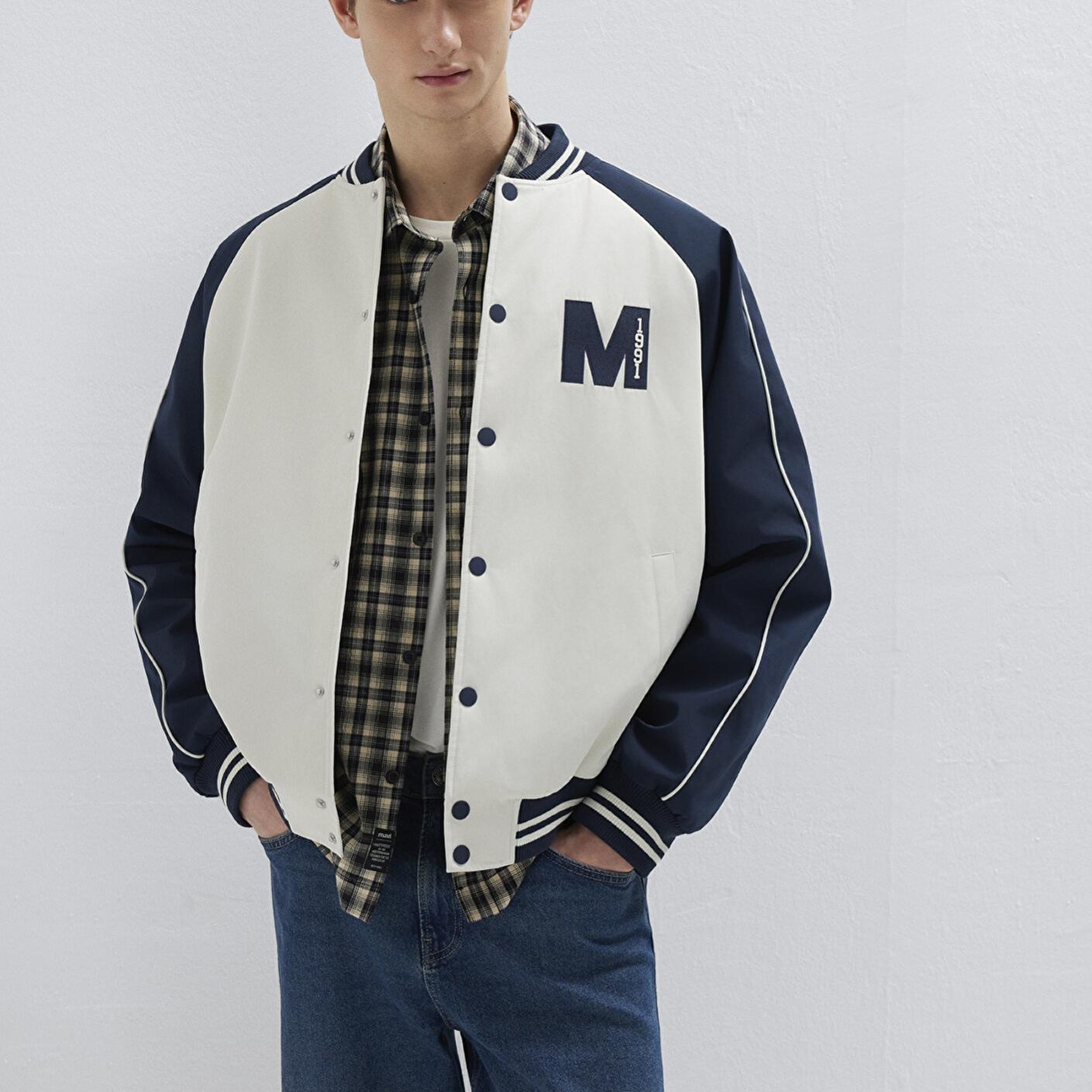 Mavi M Nakış Detaylı Ekru Ceket Loose Fit / Bol Rahat Kesim 0110768-86412