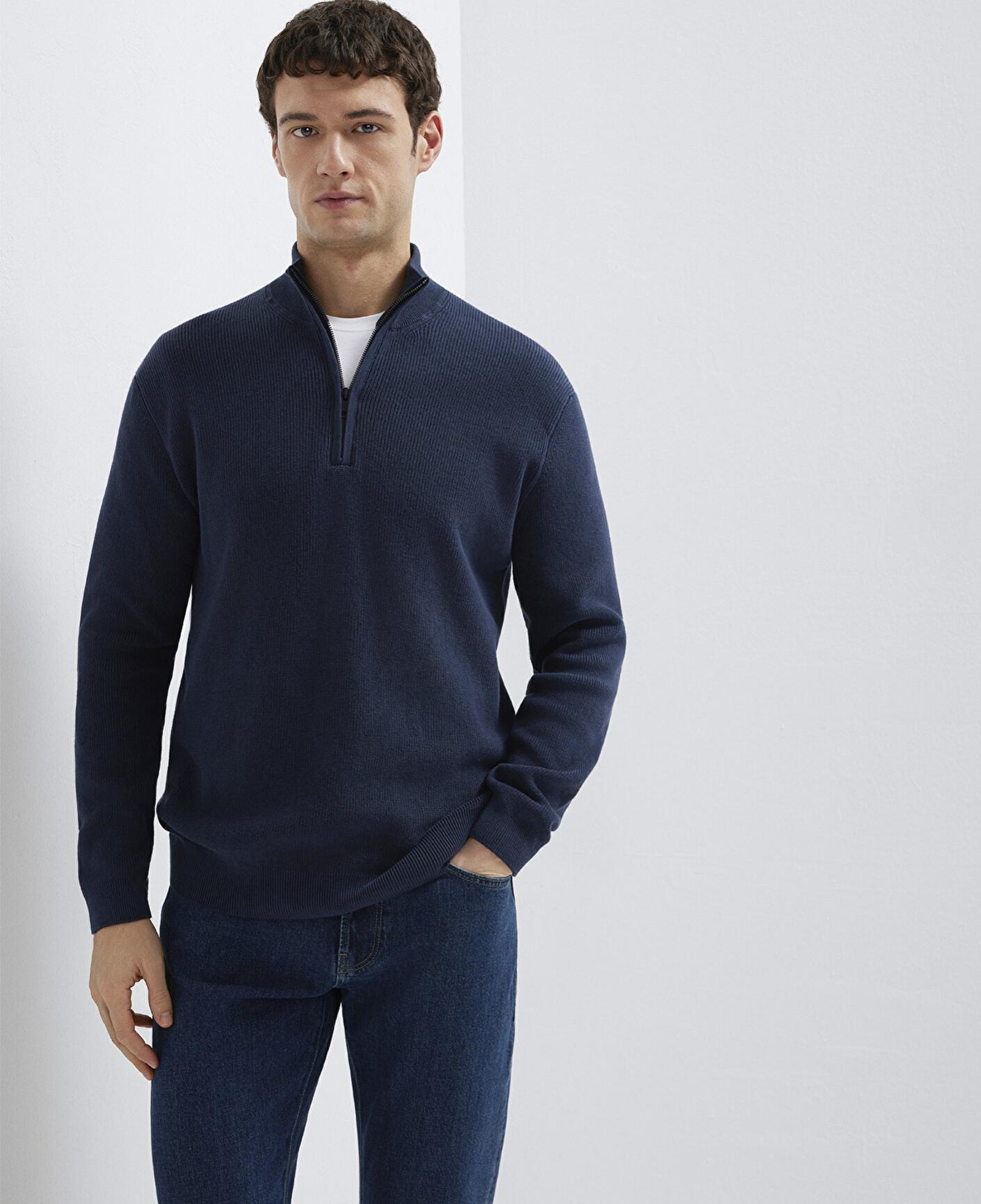 Mavi Yarı Fermuarlı Lacivert Kazak Regular Fit / Normal Kesim 0710396-70490