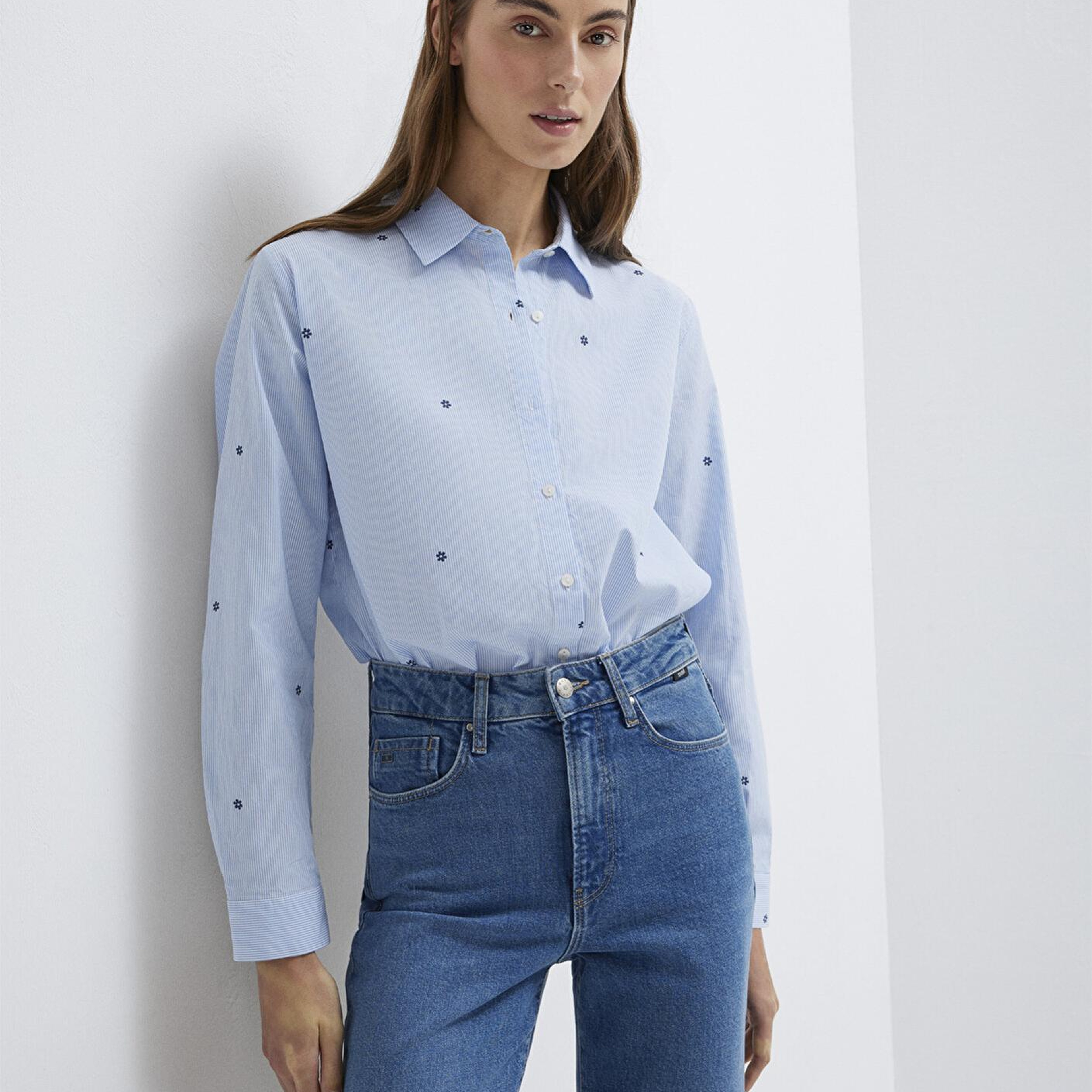 Mavi Çiçek Baskılı Mavi Gömlek Loose Fit / Bol Rahat Kesim 1210610-91382