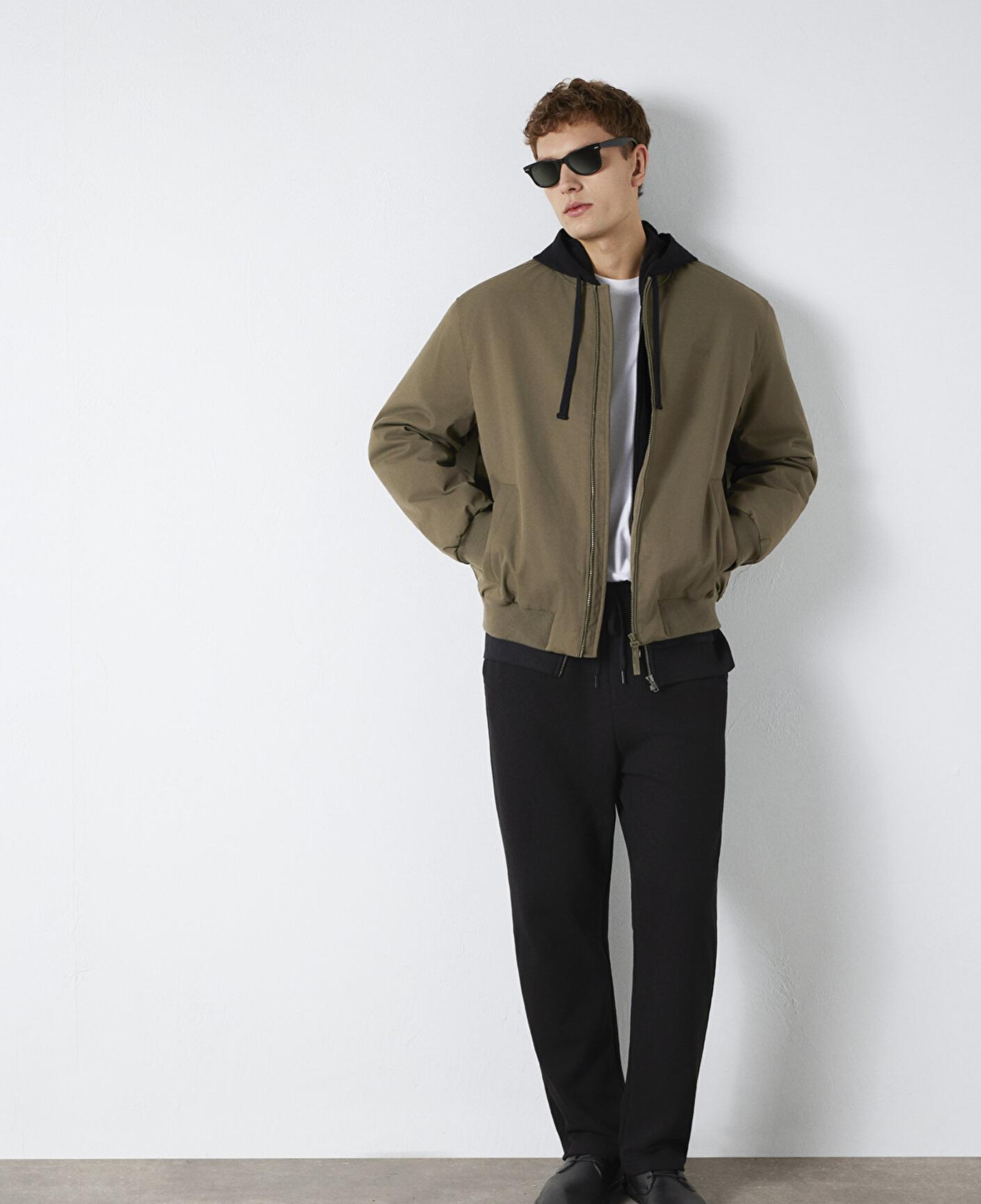 Mavi Siyah Pantolon 0010564-900