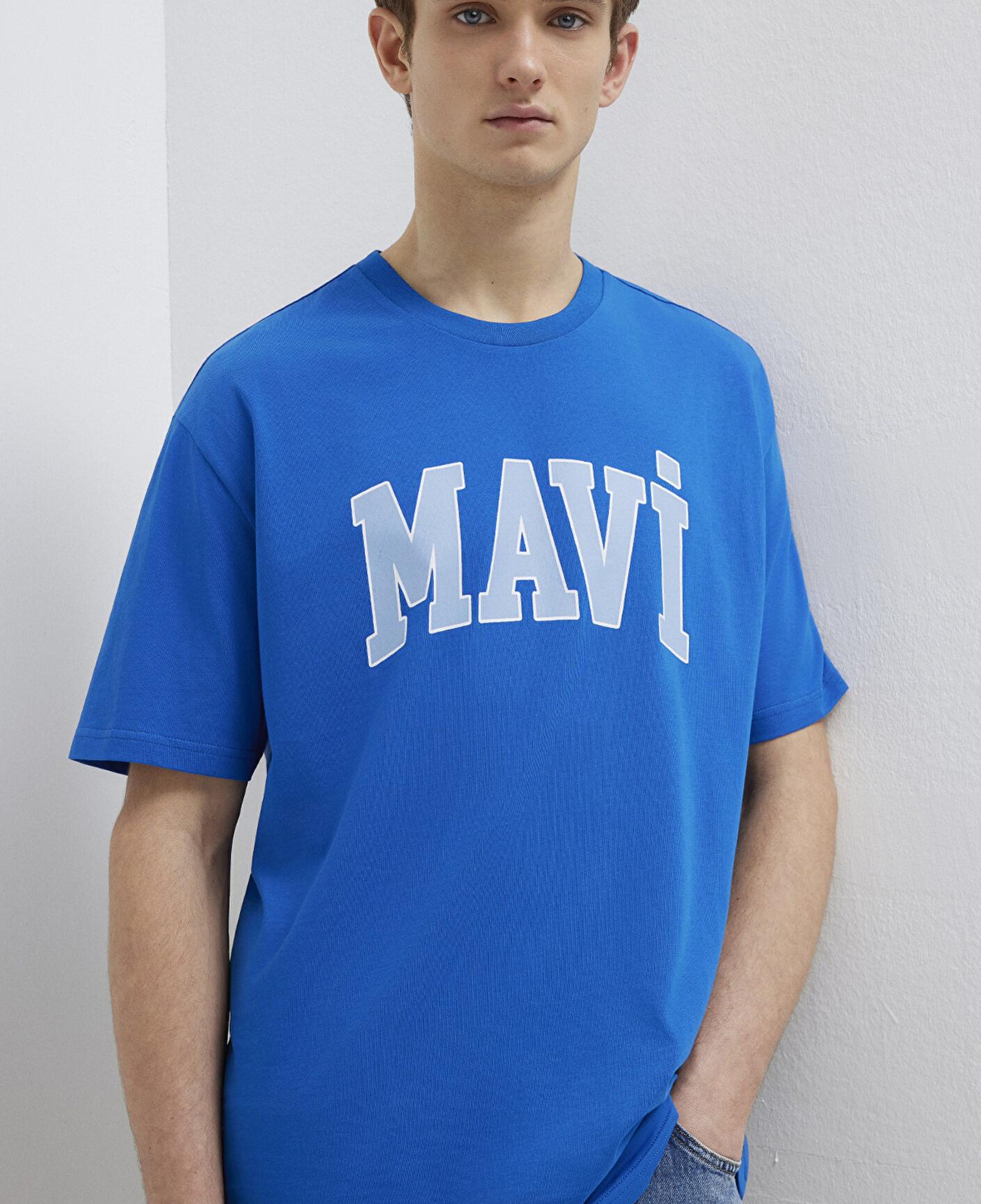 Mavi Mavi Logo Baskılı Mavi Tişört Loose Fit / Bol Rahat Kesim 0611711-81330