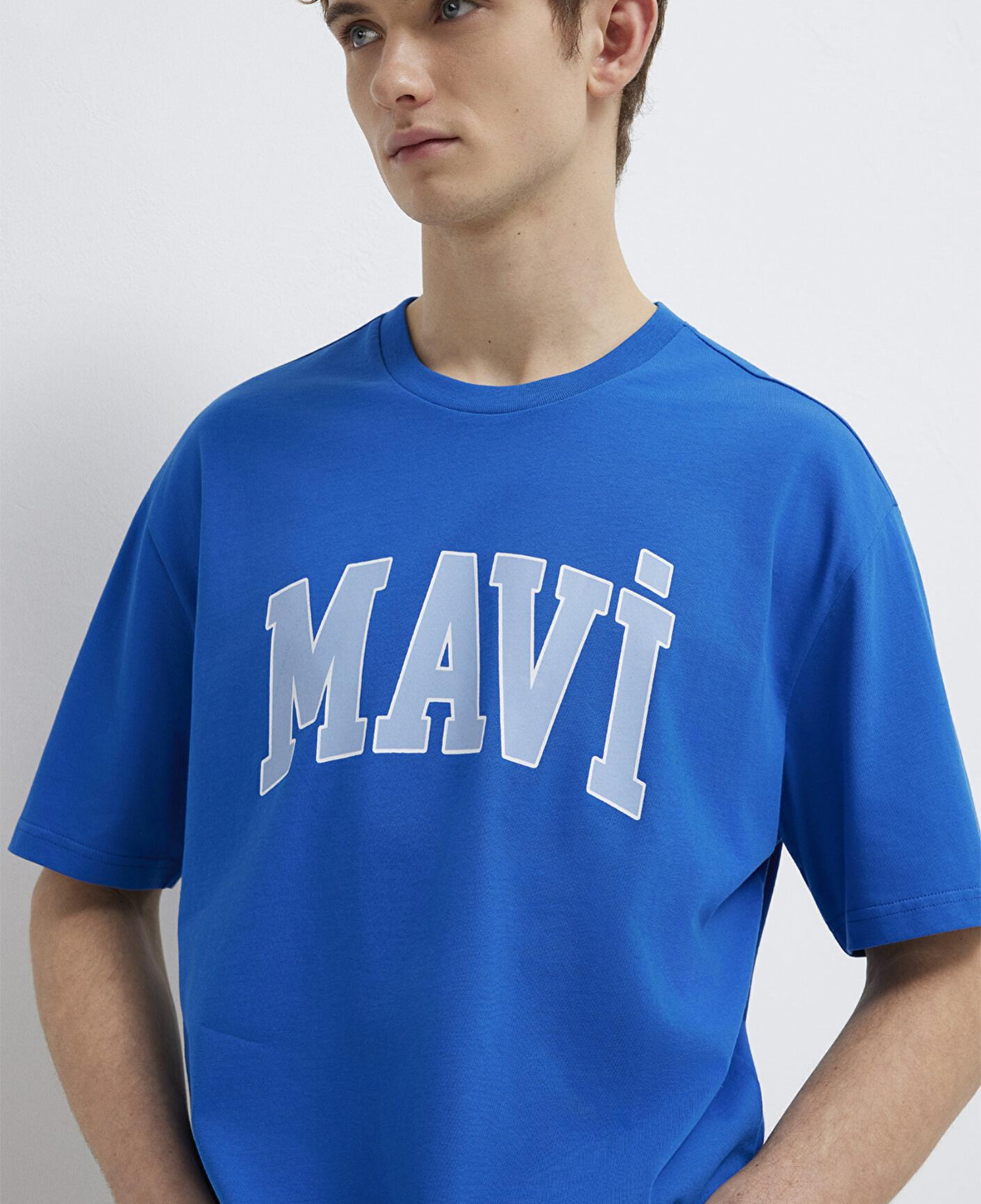 Mavi Mavi Logo Baskılı Mavi Tişört Loose Fit / Bol Rahat Kesim 0611711-81330