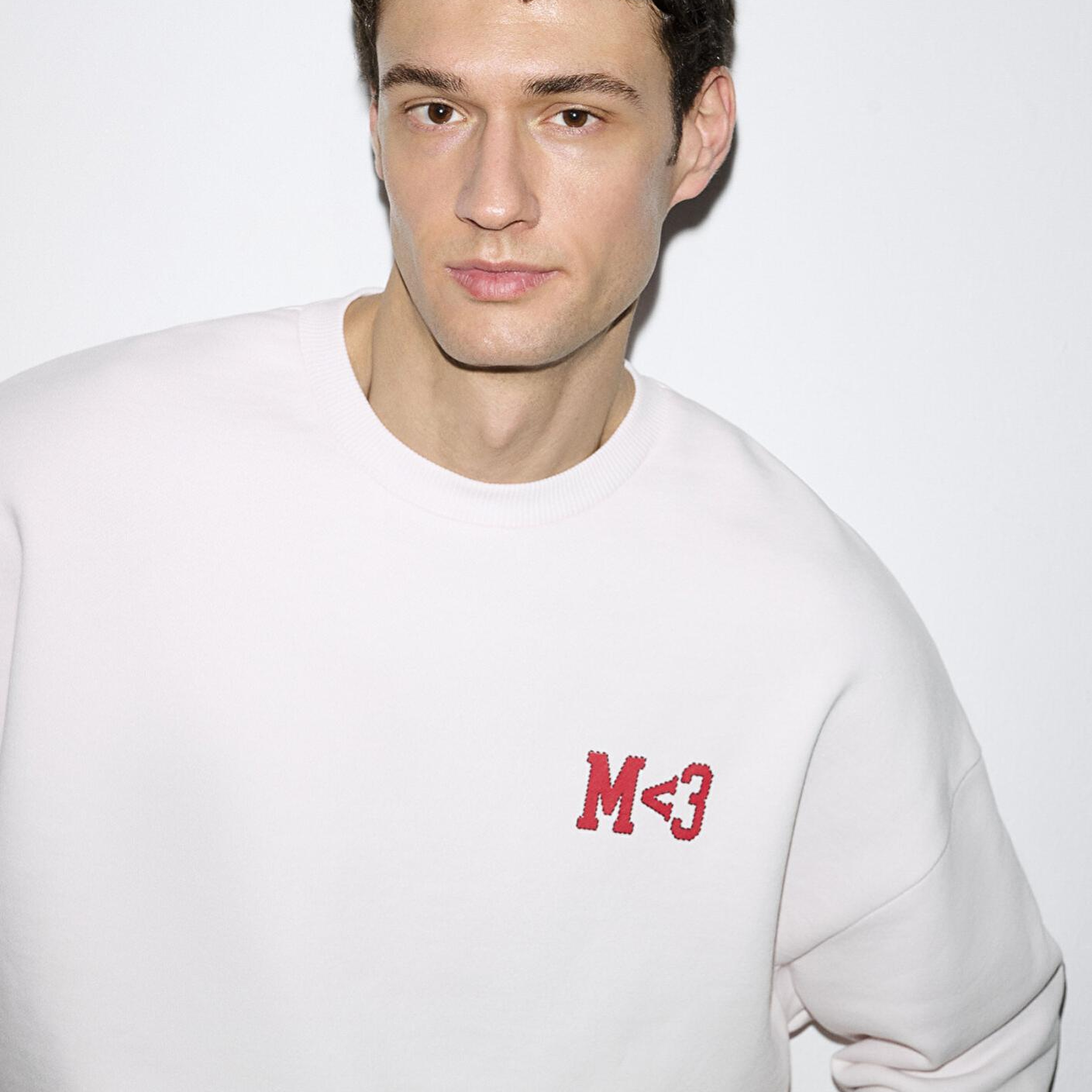 Mavi M Kalp İşlemeli Bisiklet Yaka Pembe Sweatshirt 0S10577-70989