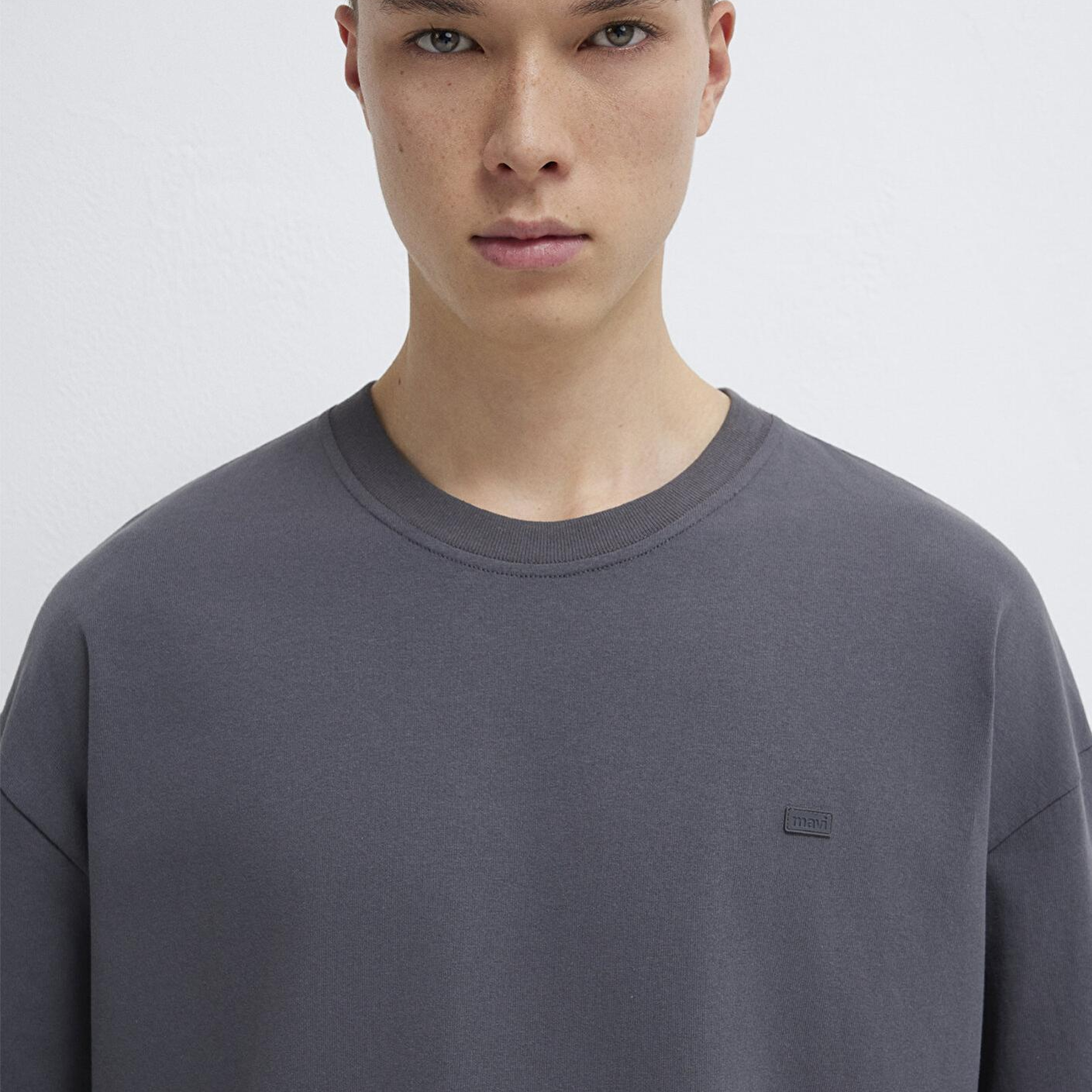 Mavi Silikon Logo Baskılı Antrasit Basic Tişört Oversize / Geniş Kesim 0613188-80955