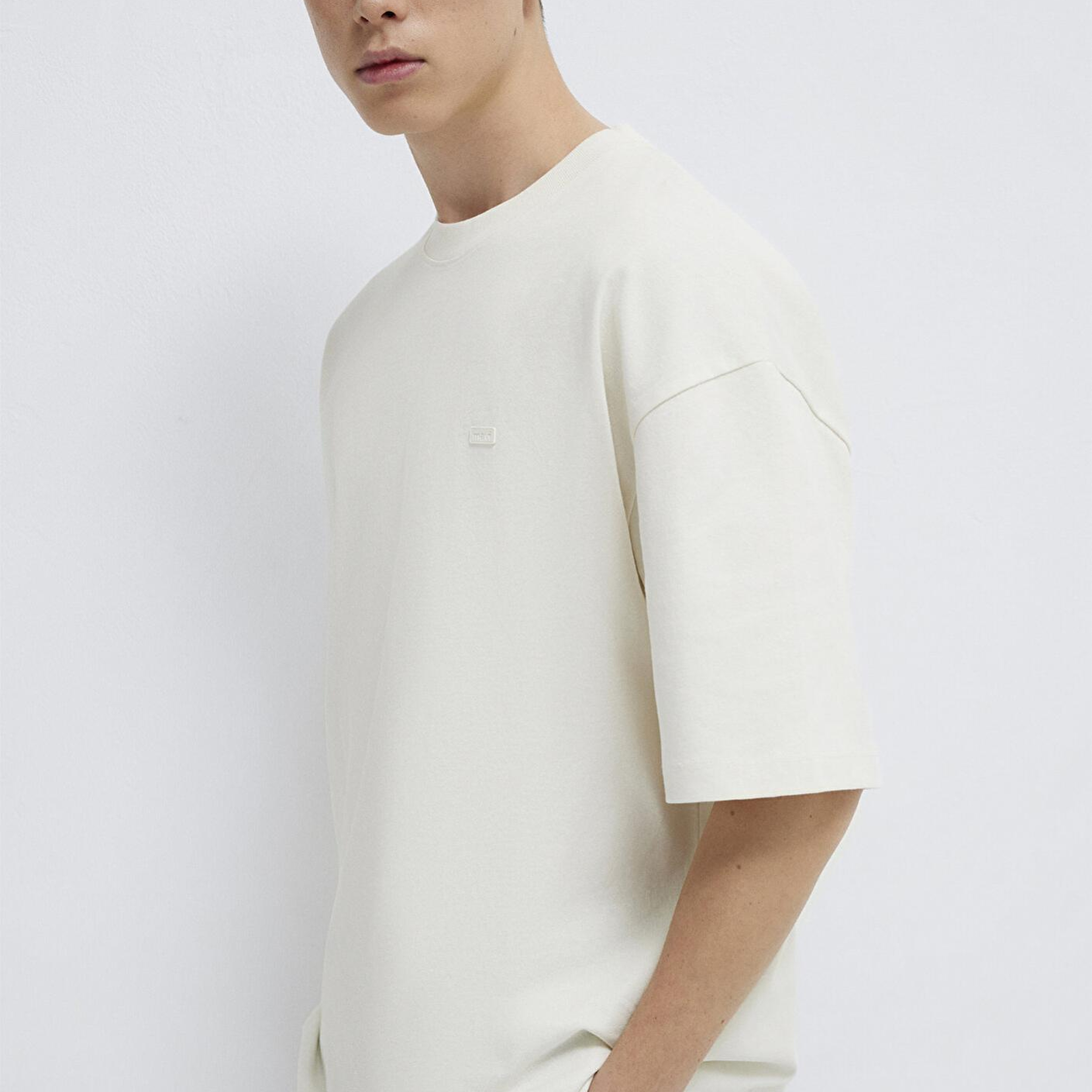 Mavi Silikon Logo Baskılı Ekru Basic Tişört Oversize / Geniş Kesim 0613188-71610