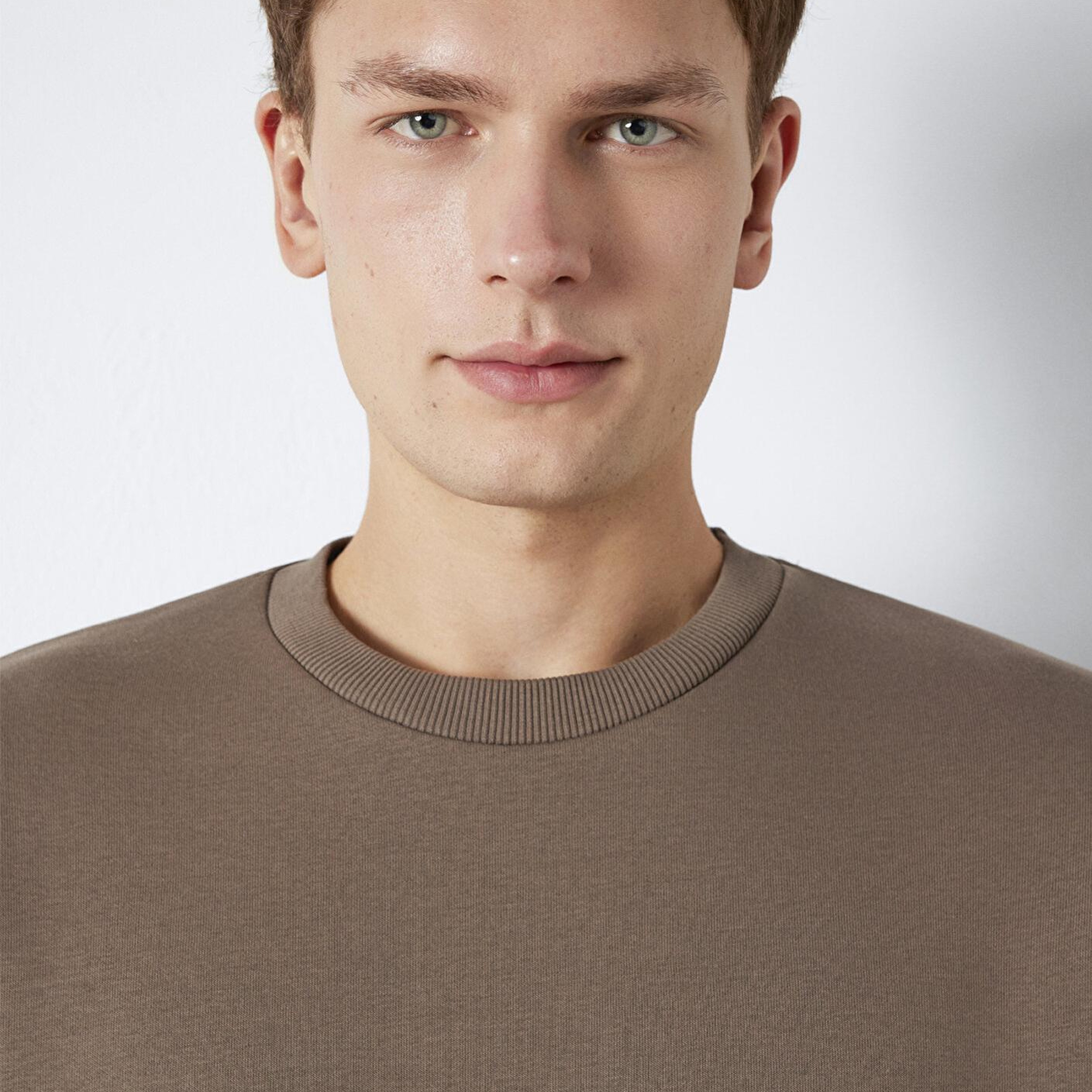Mavi Bisiklet Yaka Kahverengi Basic Sweatshirt 0S10276-87875