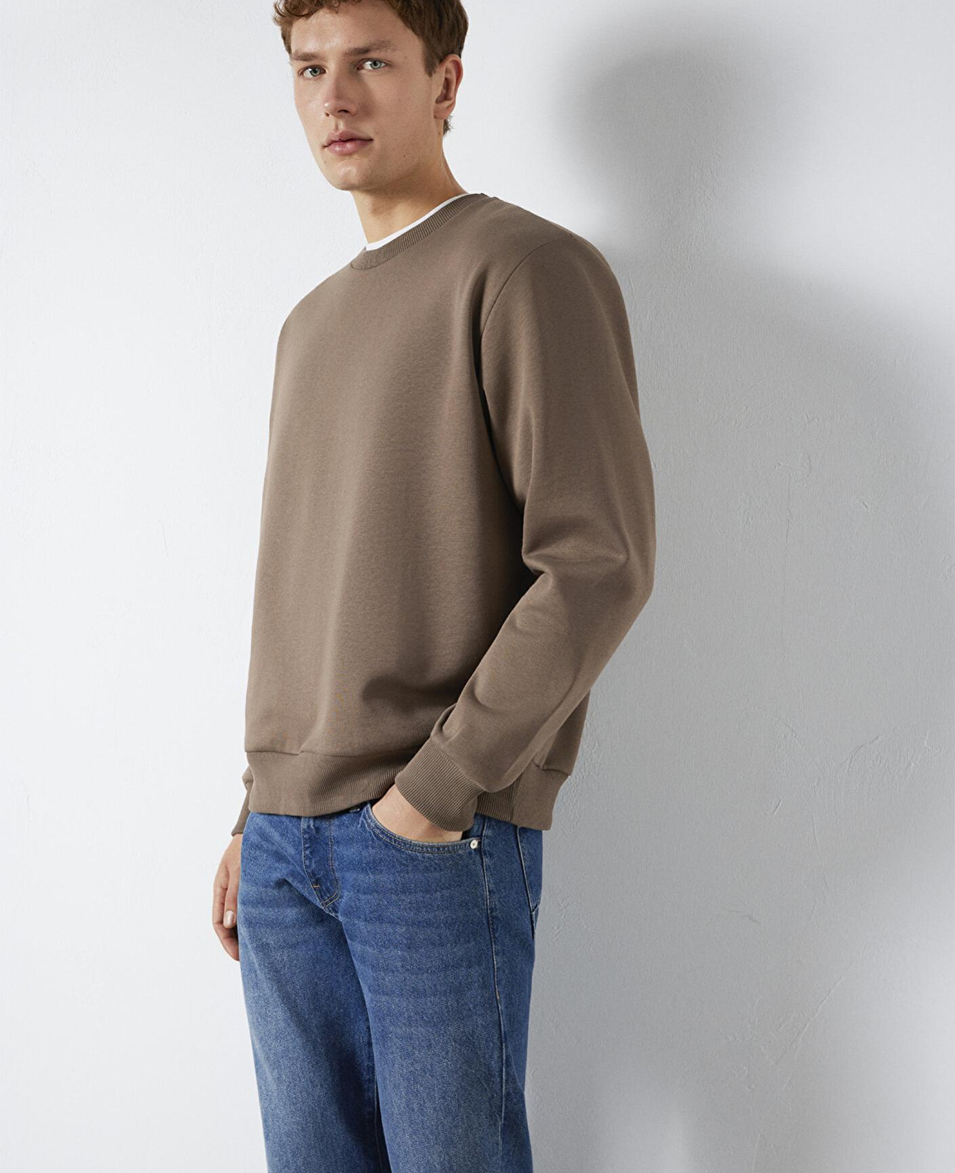 Mavi Bisiklet Yaka Kahverengi Basic Sweatshirt 0S10276-87875