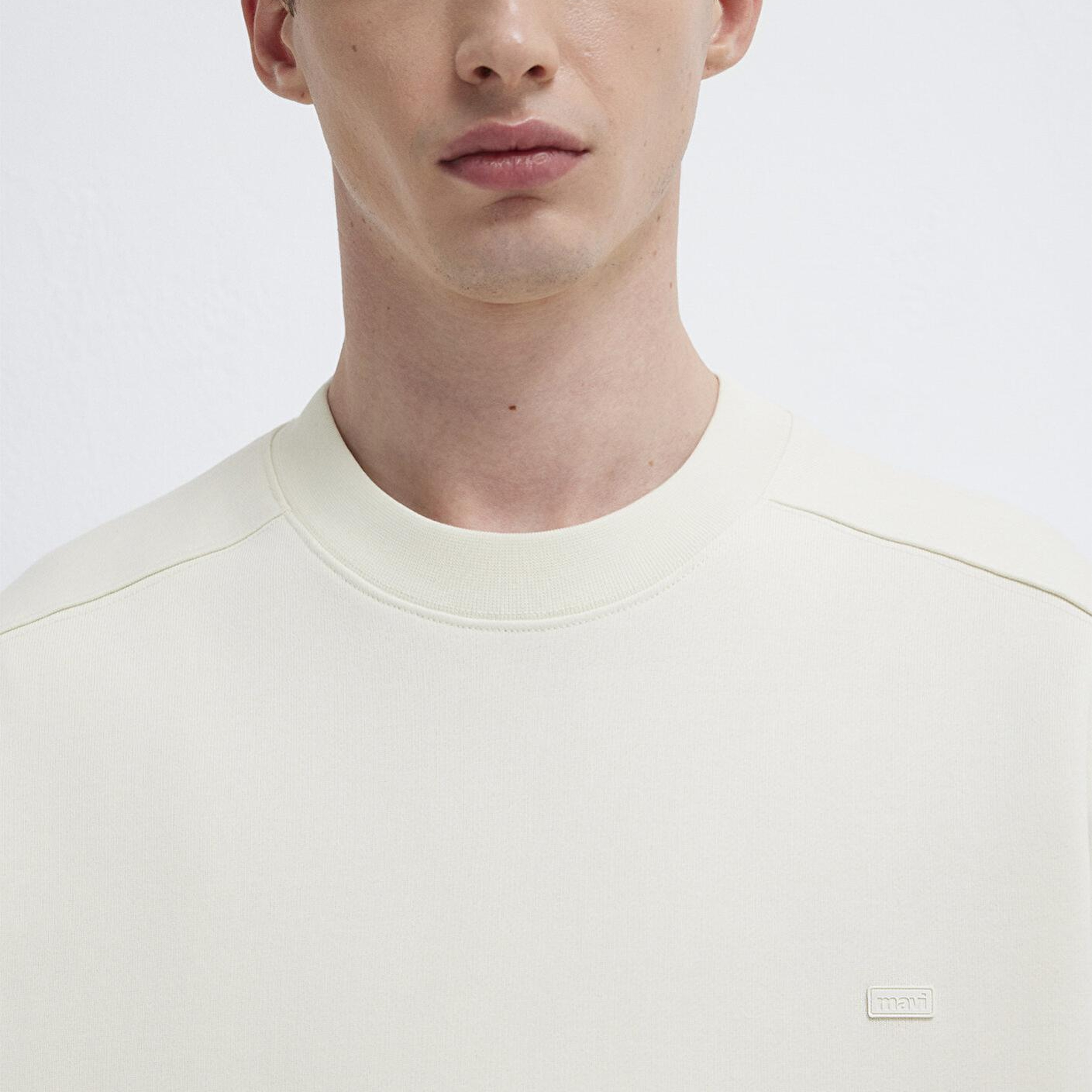 Mavi Bisiklet Yaka Ekru Sweatshirt 0S10550-71610