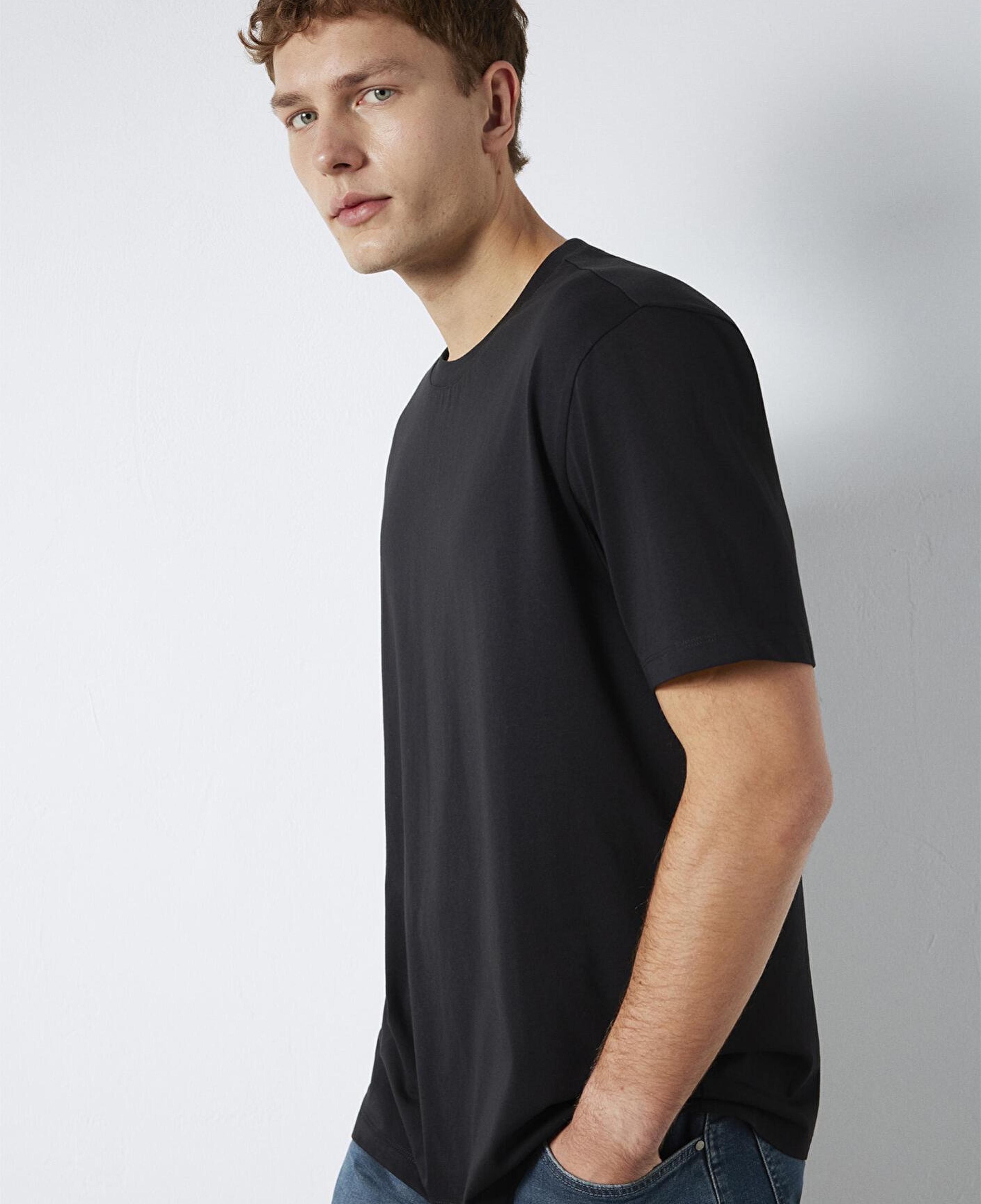 Mavi Siyah Basic Tişört Loose Fit / Bol Rahat Kesim 0613199-900