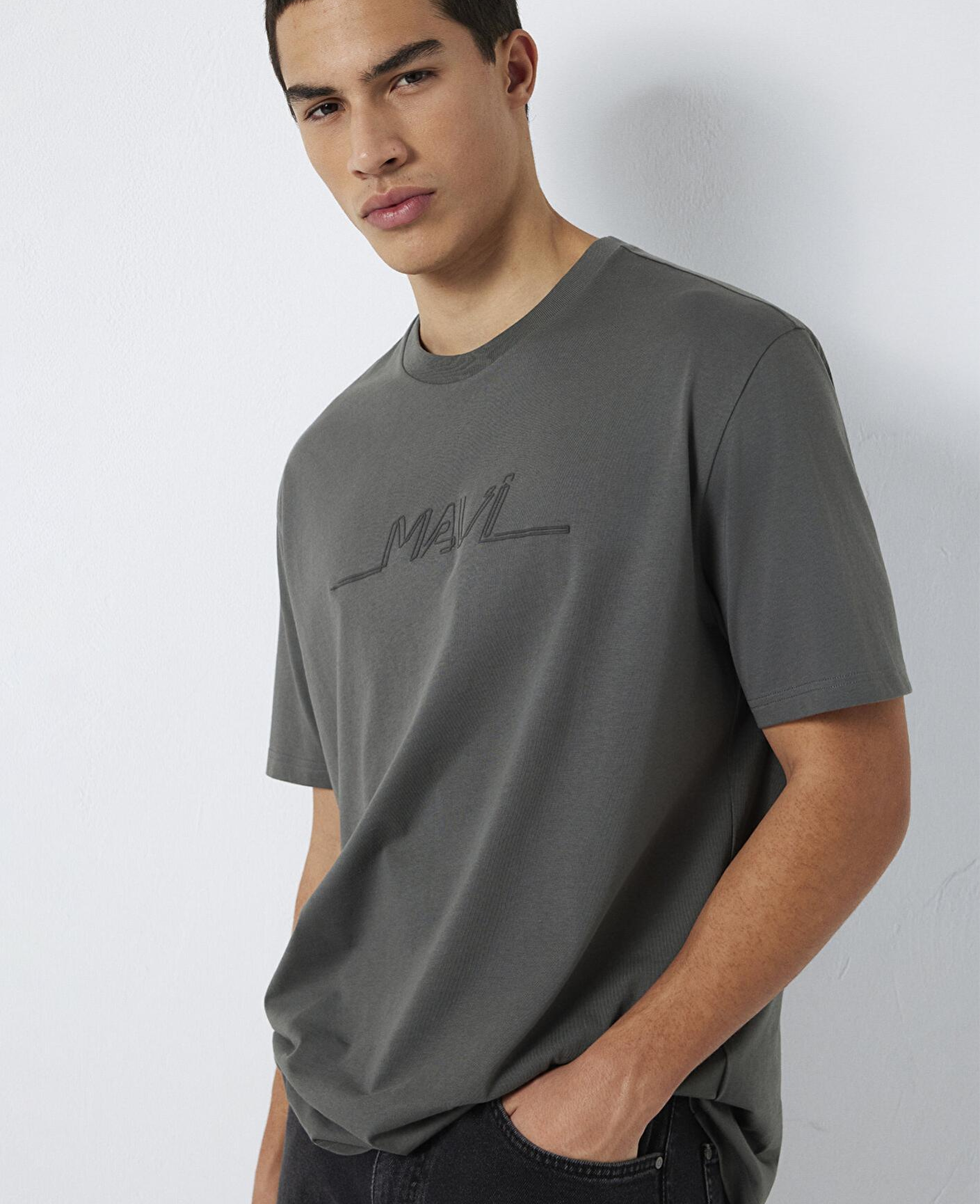 Mavi Mavi Baskılı Antrasit Tişört Loose Fit / Bol Rahat Kesim 0613128-70088