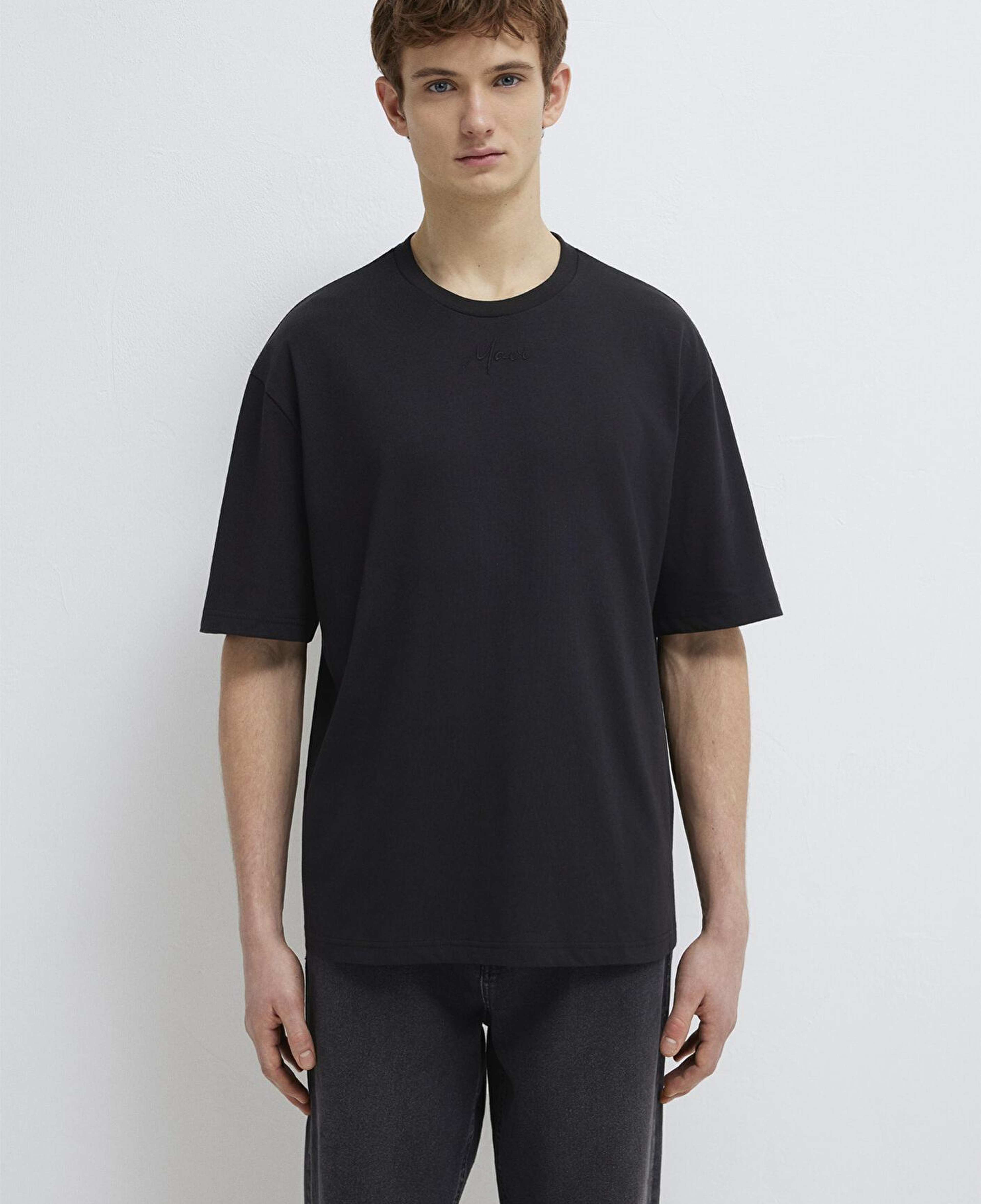 Mavi Mavi Nakışlı Siyah Tişört Relaxed Fit / Rahat Kesim 0613130-900