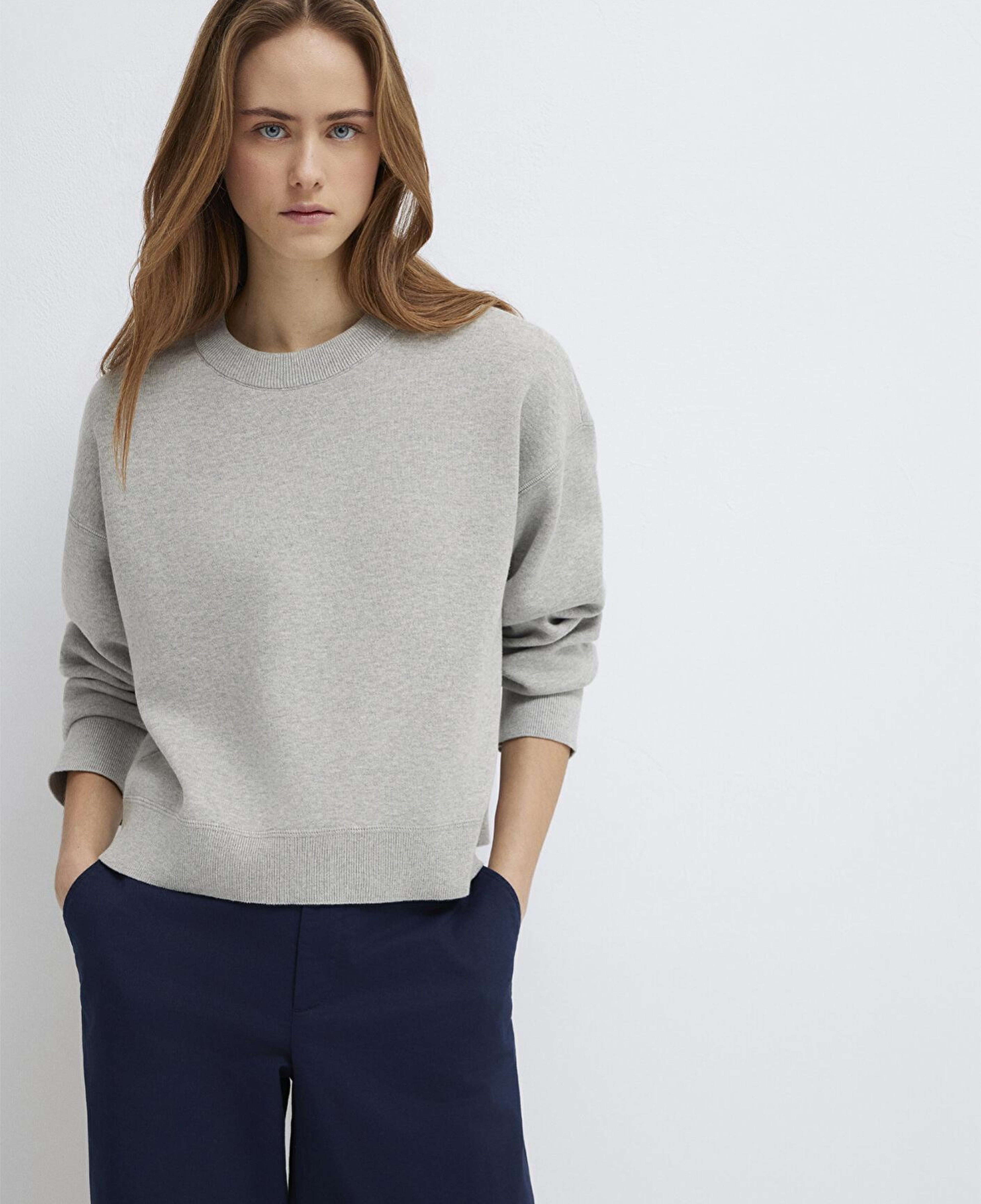 Mavi Bisiklet Yaka Gri Kazak Loose Fit / Bol Rahat Kesim 1710844-80196