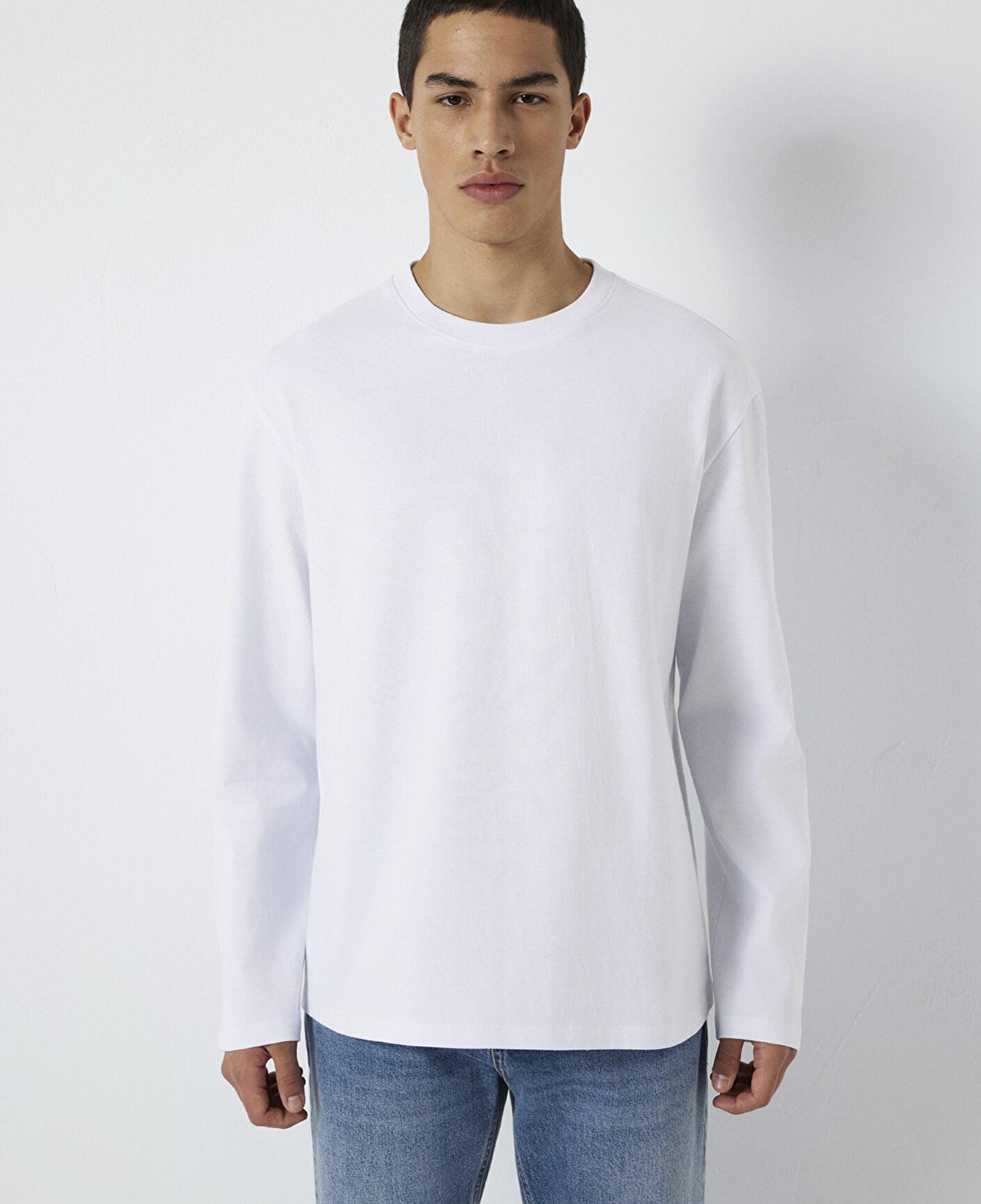 Mavi Uzun Kollu Beyaz Basic Tişört Loose Fit / Bol Rahat Kesim 0613170-620