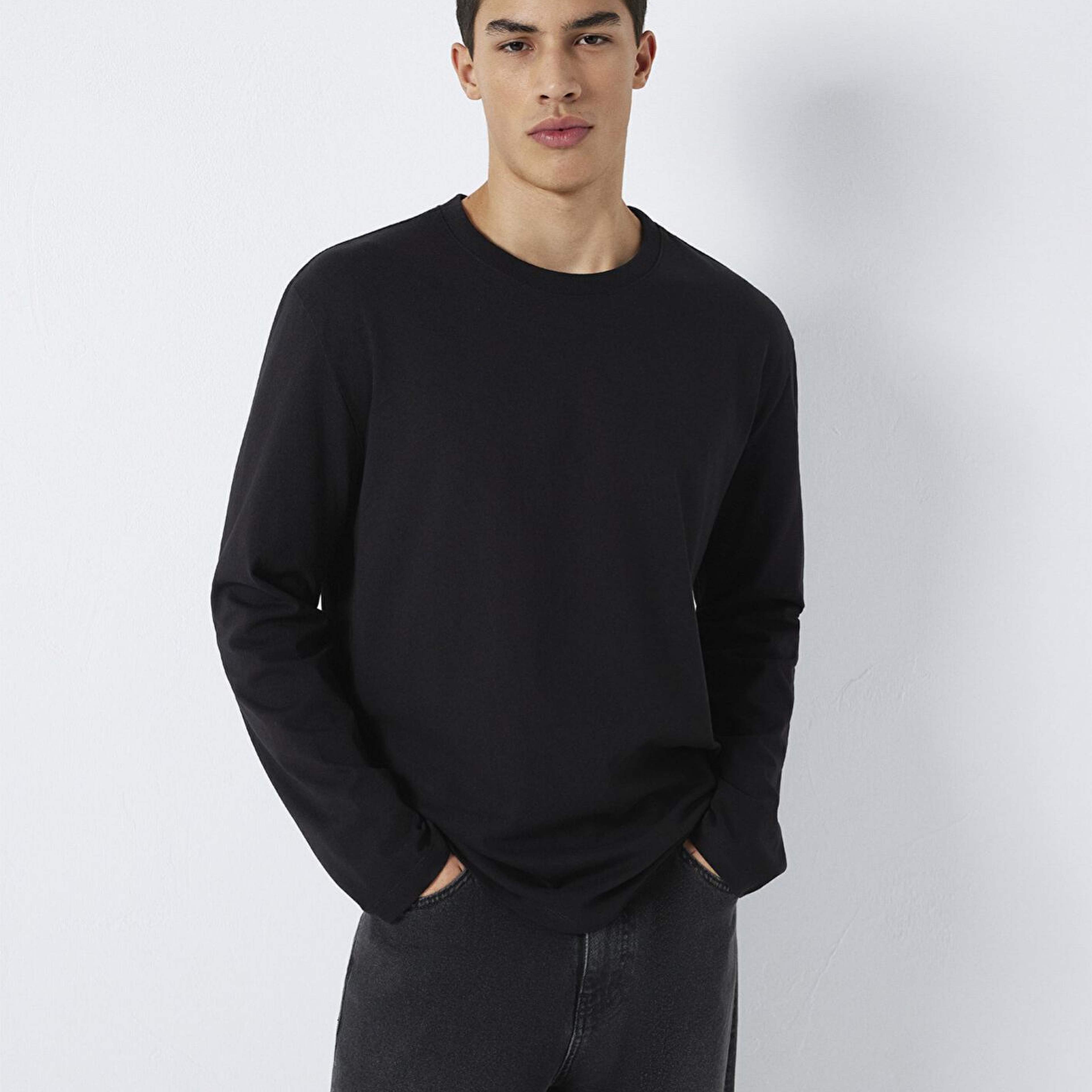 Mavi Uzun Kollu Siyah Basic Tişört Loose Fit / Bol Rahat Kesim 0613170-900